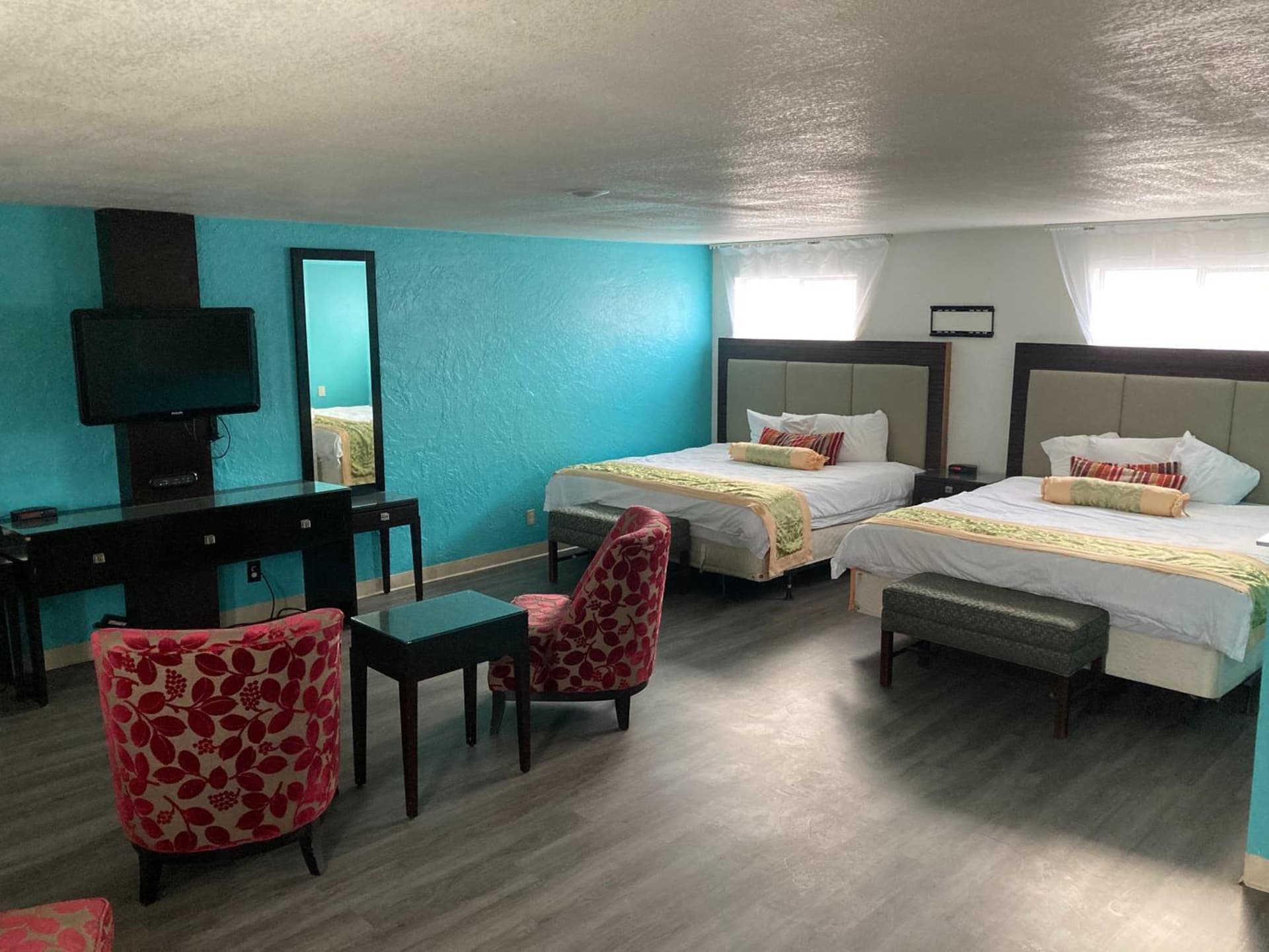 Nampa Inn & Suites interior in Nampa, ID — gallery photo 2