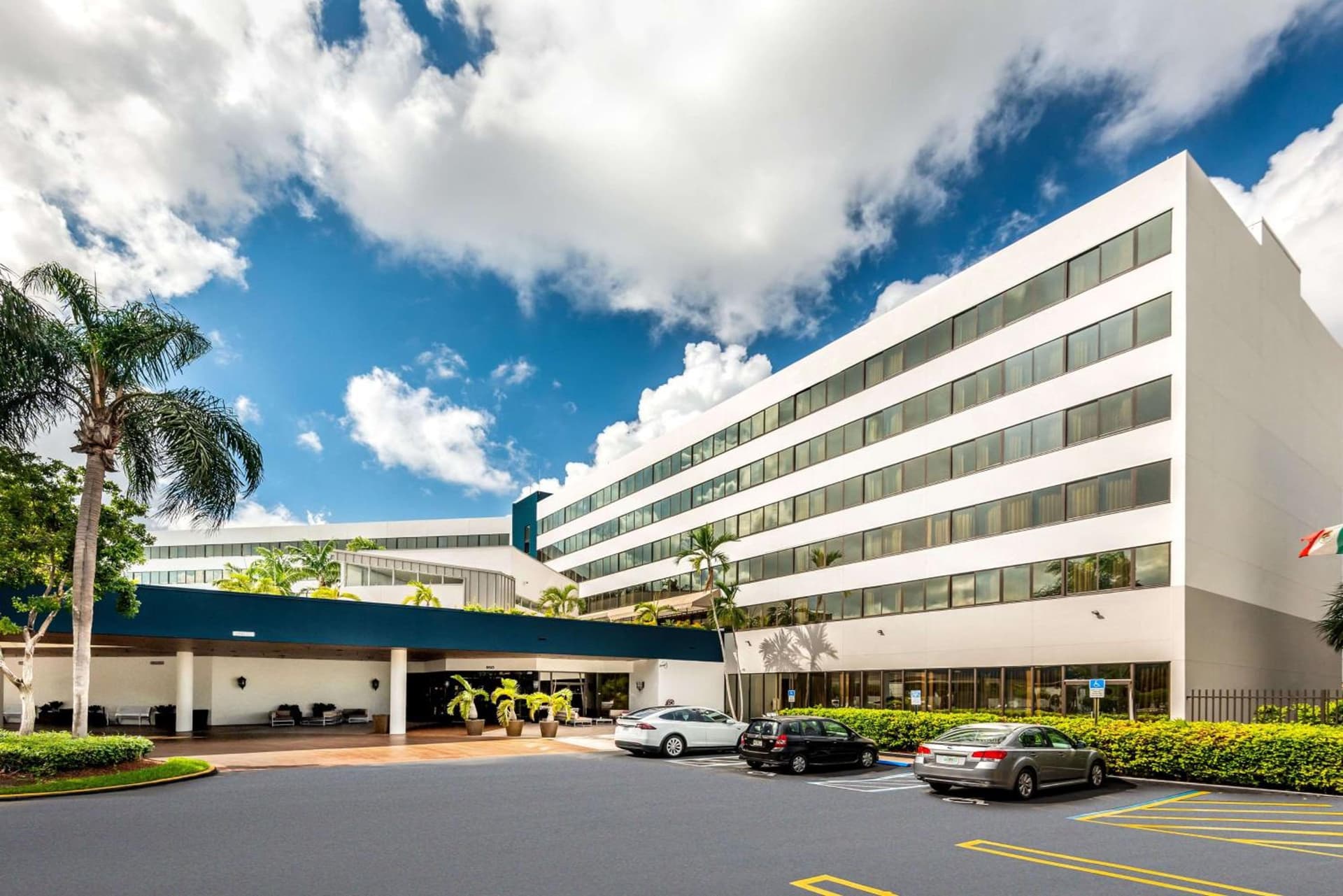 Sonesta Miami Airport featured exterior or lobby in Miami, FL — similar hotel