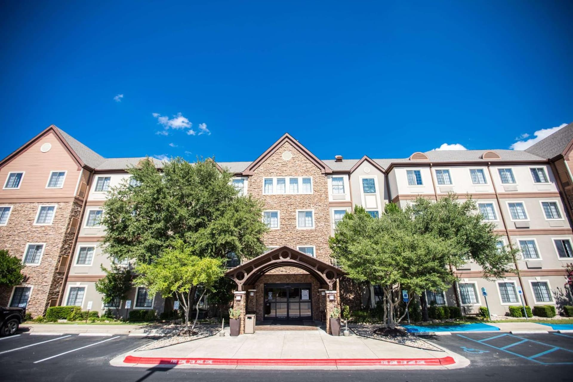 Sonesta ES Suites Austin The Domain Area - Newly Renovated featured exterior or lobby in Austin, TX — similar hotel