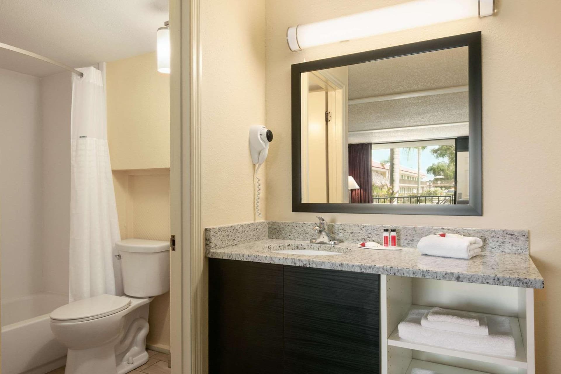 Days Inn by Wyndham Clearwater/Central property views in Clearwater, FL — gallery photo 3