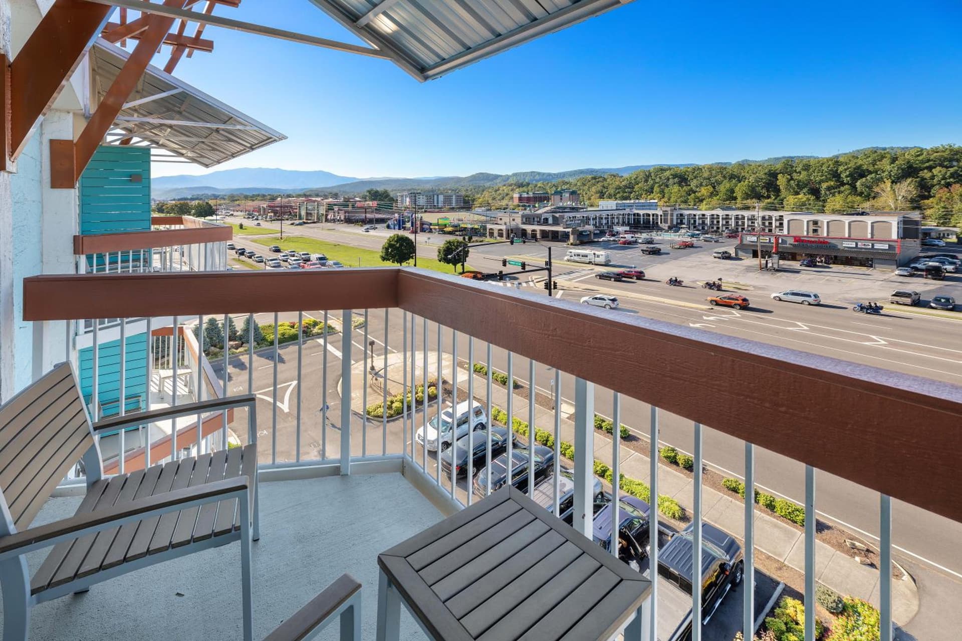 Margaritaville Island Inn property views in Pigeon Forge, TN — gallery photo 3