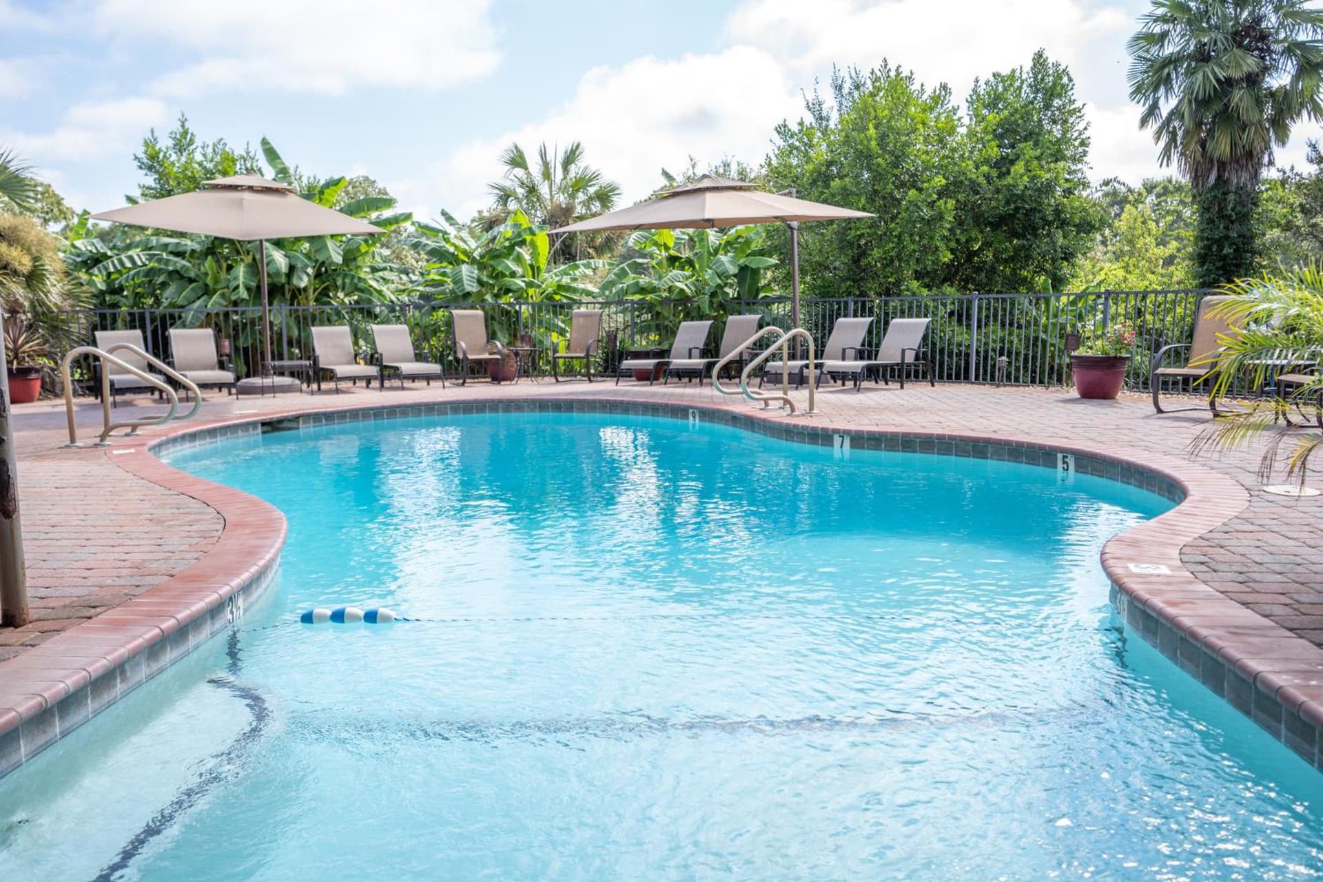Southern Cross Guest Ranch interior in Madison, GA — gallery photo 2