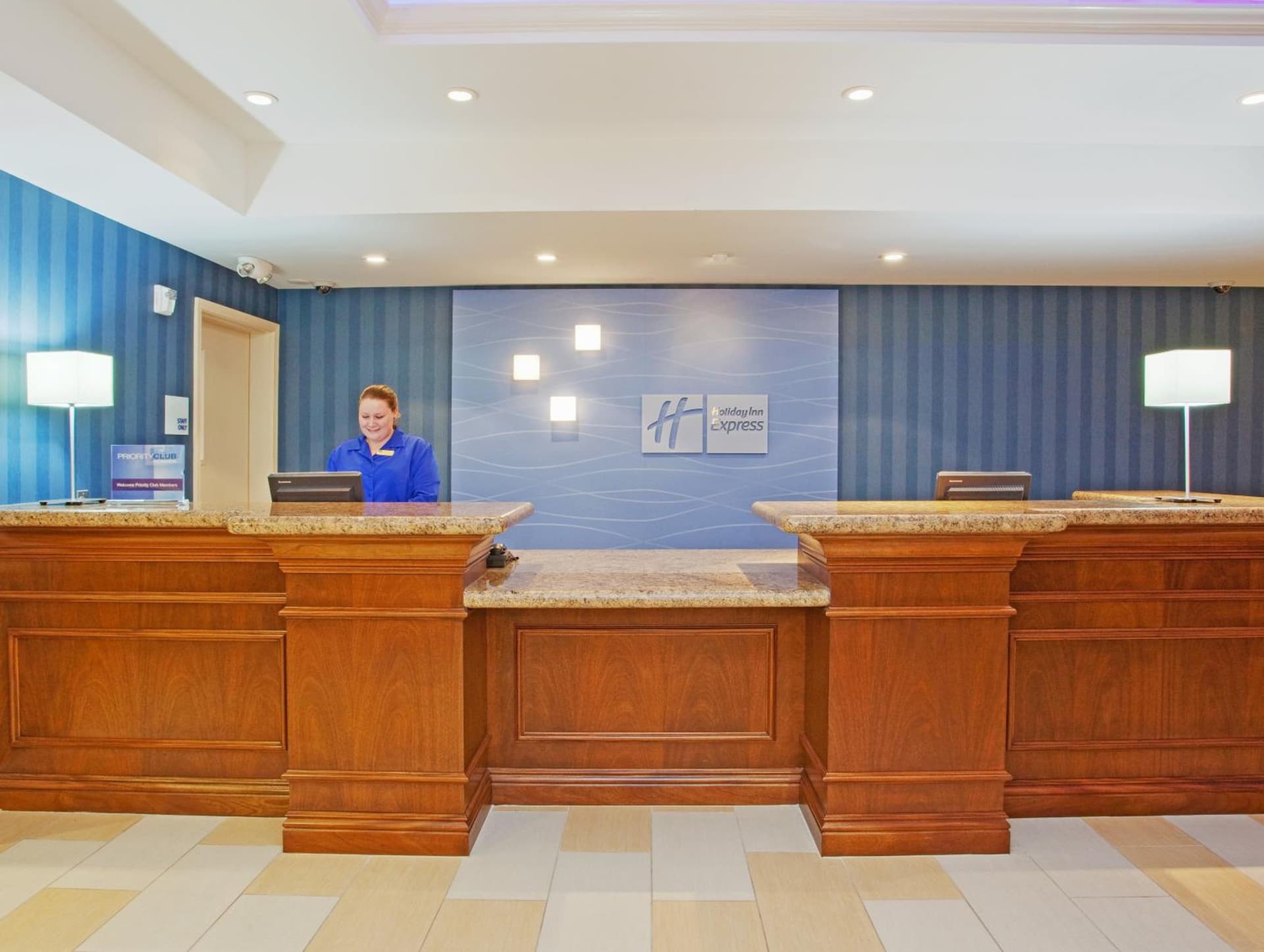 Holiday Inn Express Hotel & Suites Santa Cruz by IHG gallery photo in Santa Cruz, CA — image 4