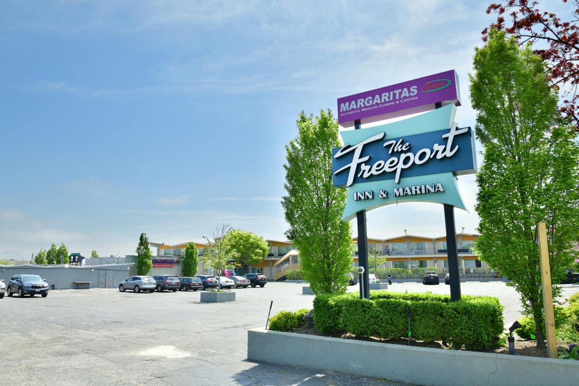 The Freeport Inn and Marina featured exterior or lobby in Freeport, NY — similar hotel