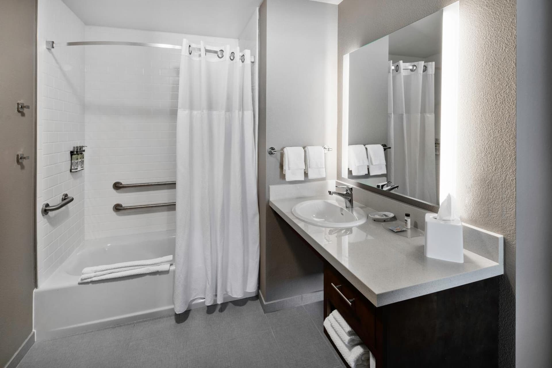 Staybridge Suites Irvine - John Wayne Airport by IHG gallery photo in Irvine, CA — image 9