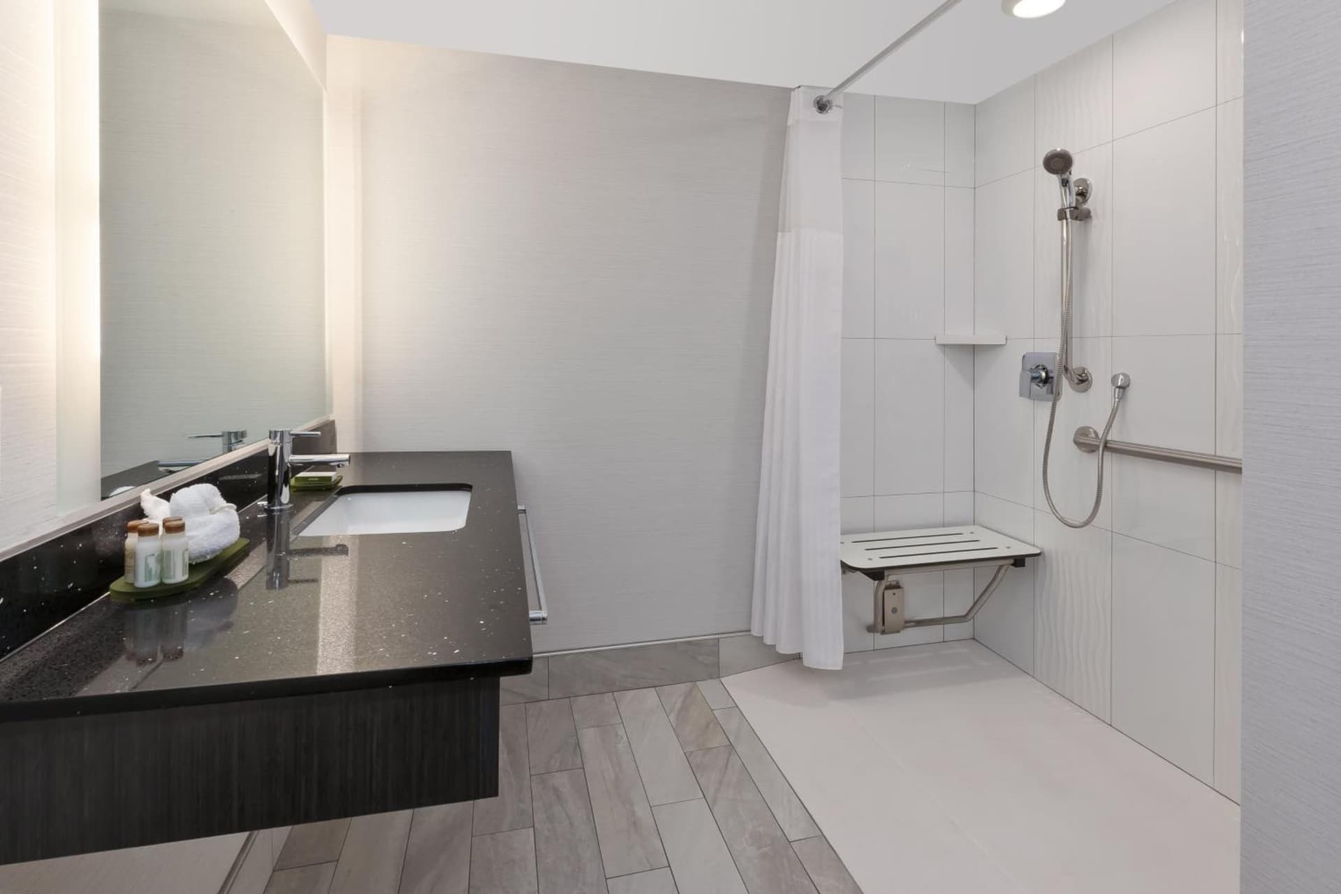 Hotel Indigo Rochester - Mayo Clinic Area by IHG gallery photo in Rochester, MN — image 15