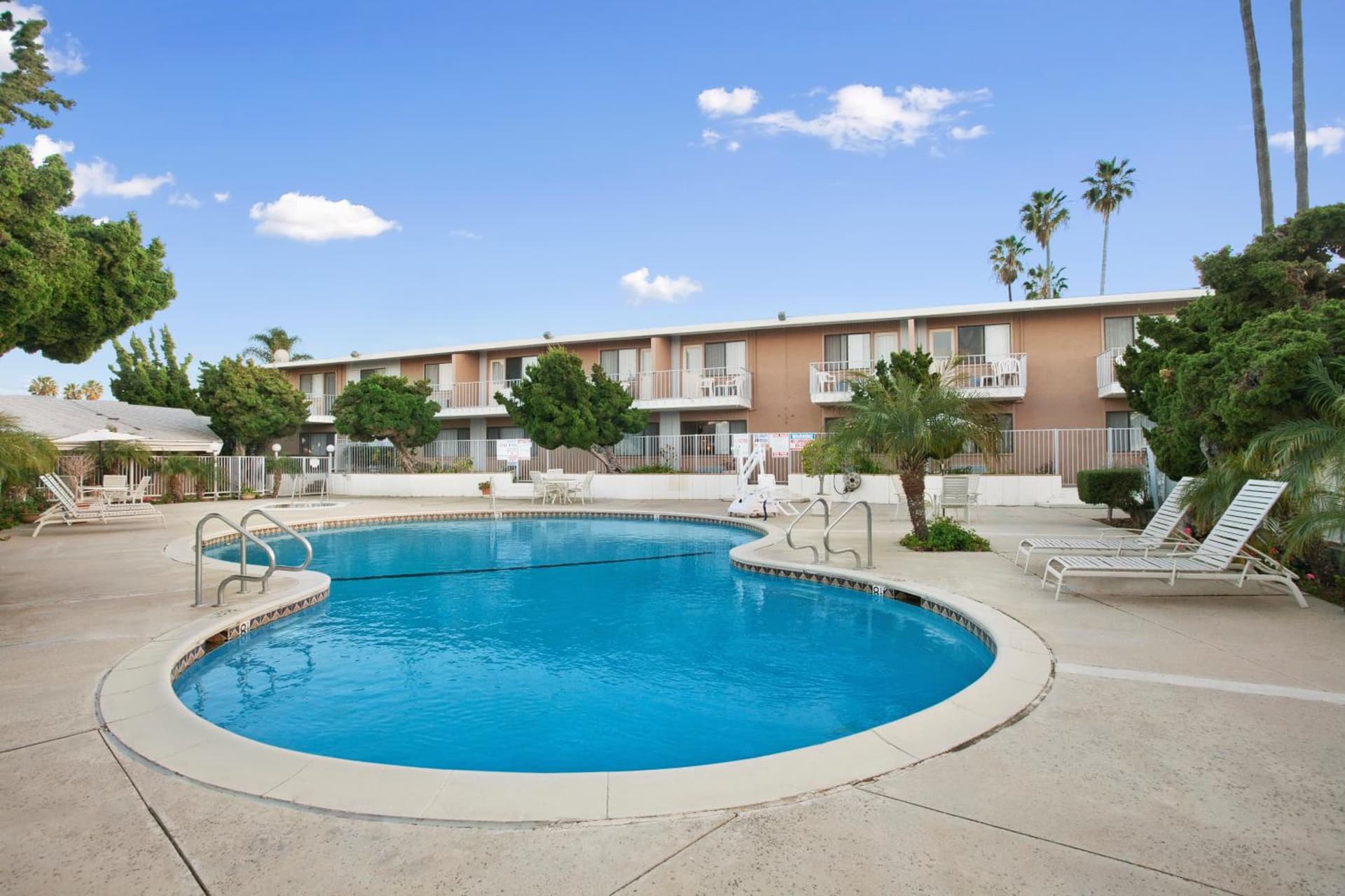 Ramada by Wyndham Torrance gallery photo in Torrance, CA — image 19