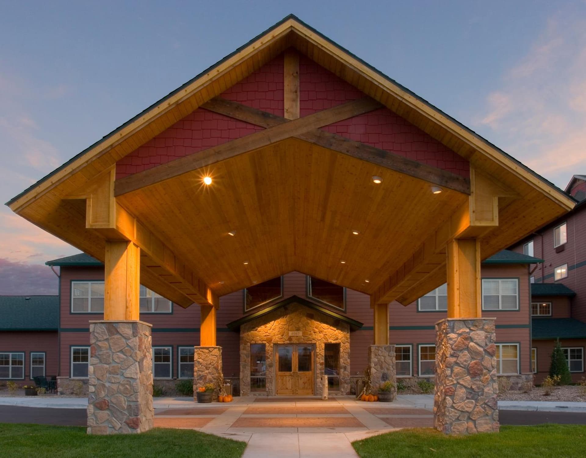 The Lodge at Brainerd Lakes, Trademark Collection by Wyndham featured exterior or lobby in Baxter, MN — similar hotel