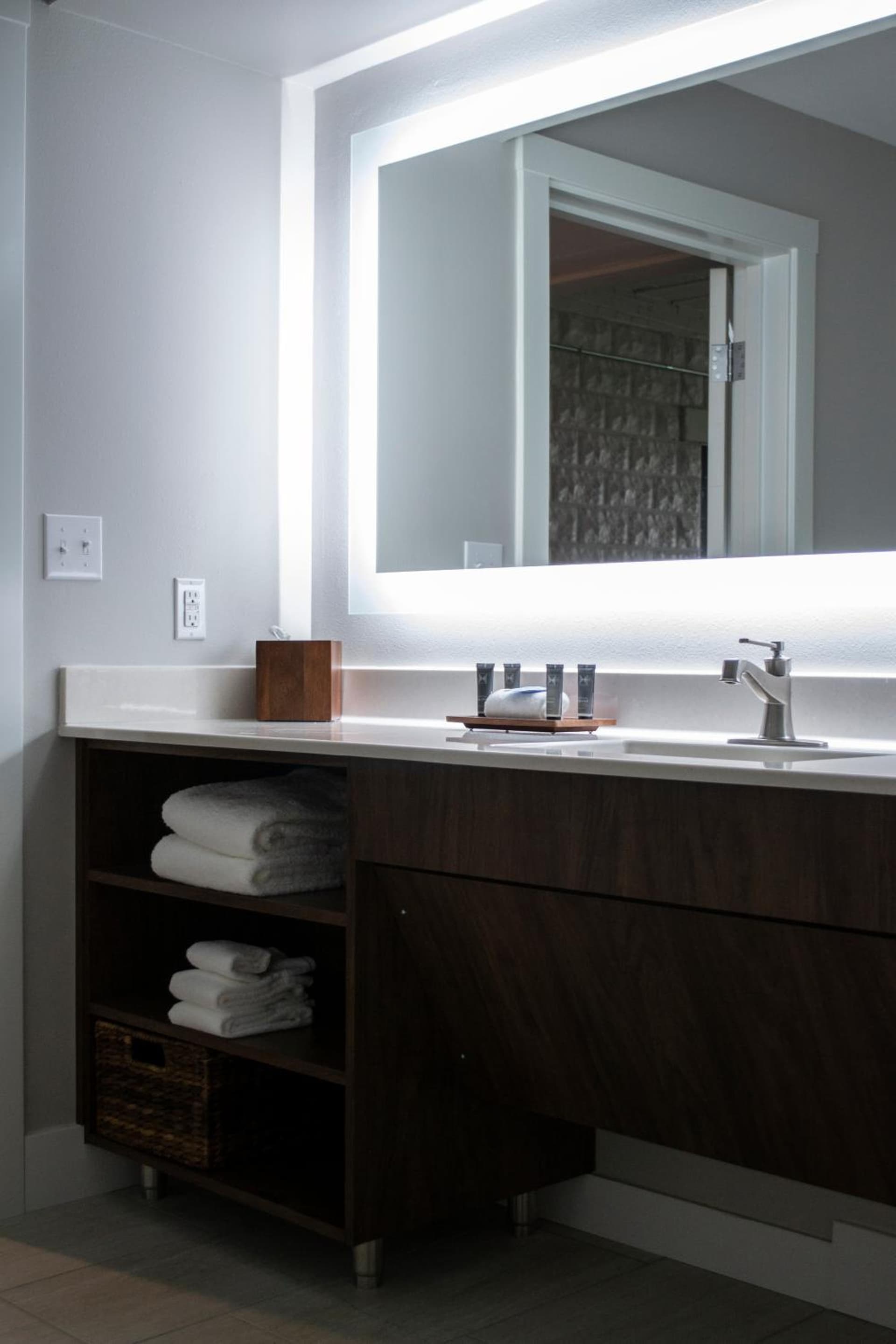 Hotel Millwright gallery photo in Amana, IA — image 36