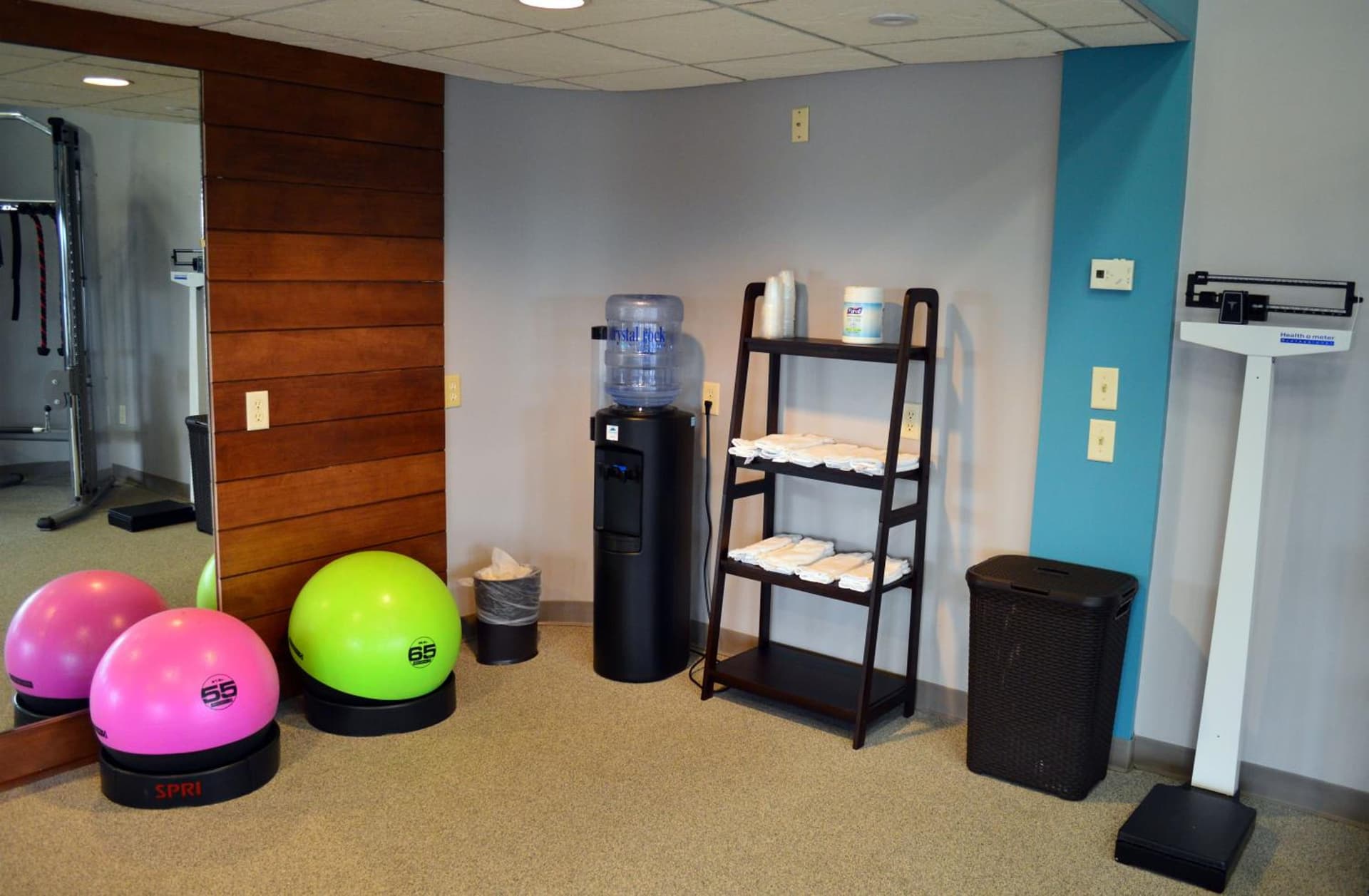 Holiday Inn & Suites Syracuse Airport - Liverpool by IHG gallery photo in Liverpool, NY — image 8