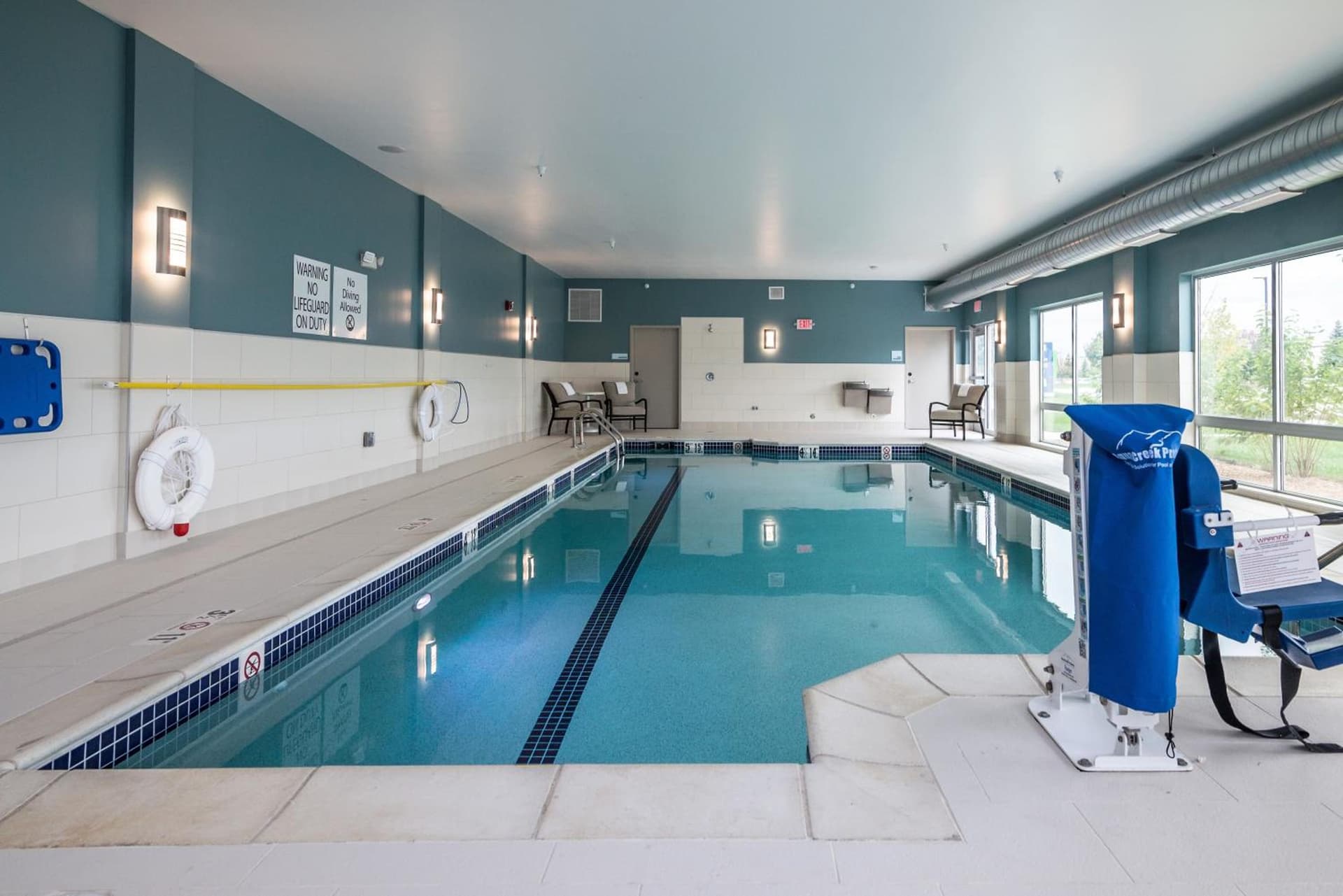 Holiday Inn Express & Suites Allen Park by IHG interior in Allen Park, MI — gallery photo 2