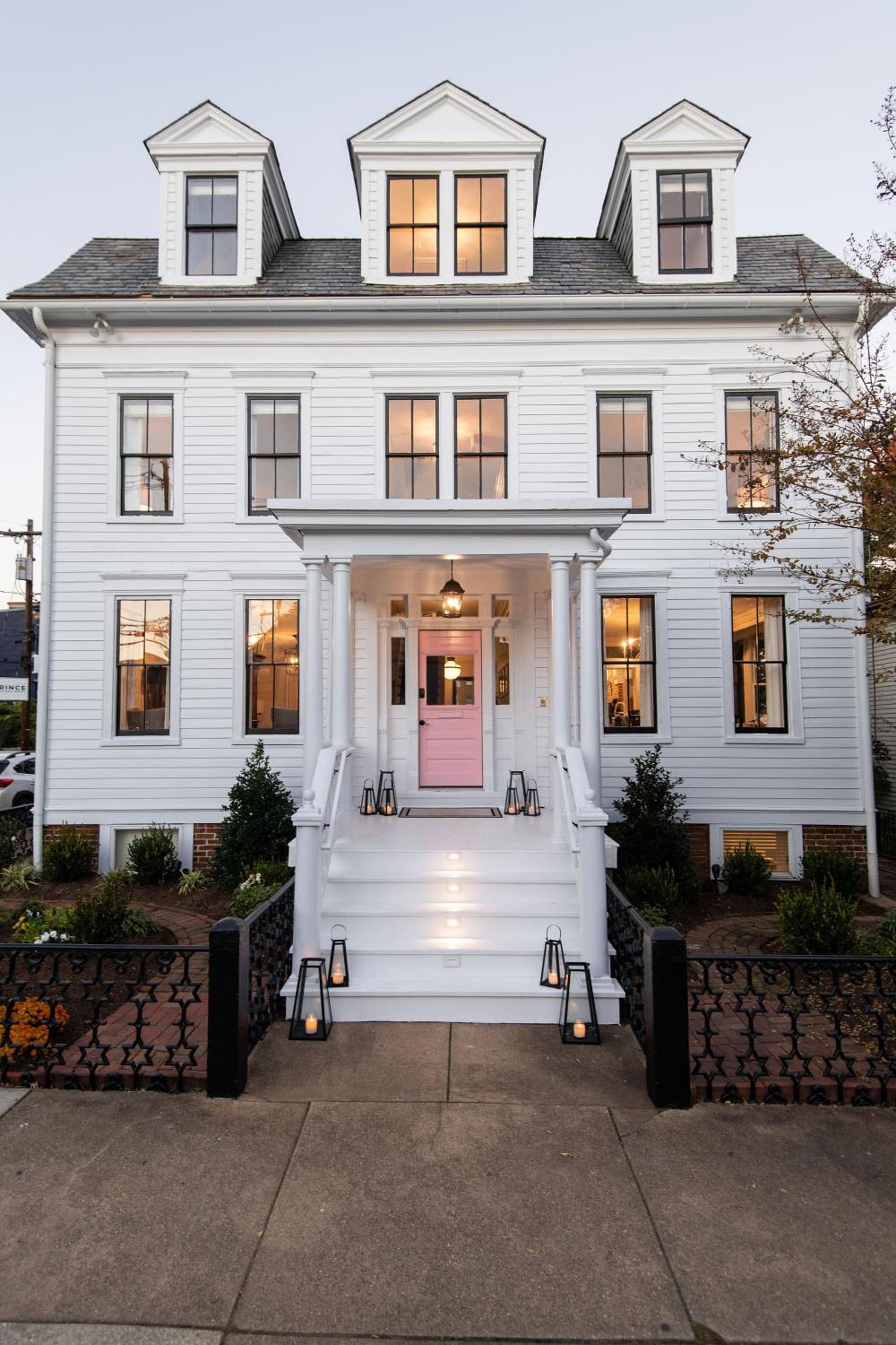 134 Prince - Luxury Boutique Hotel interior in Annapolis, MD — gallery photo 2