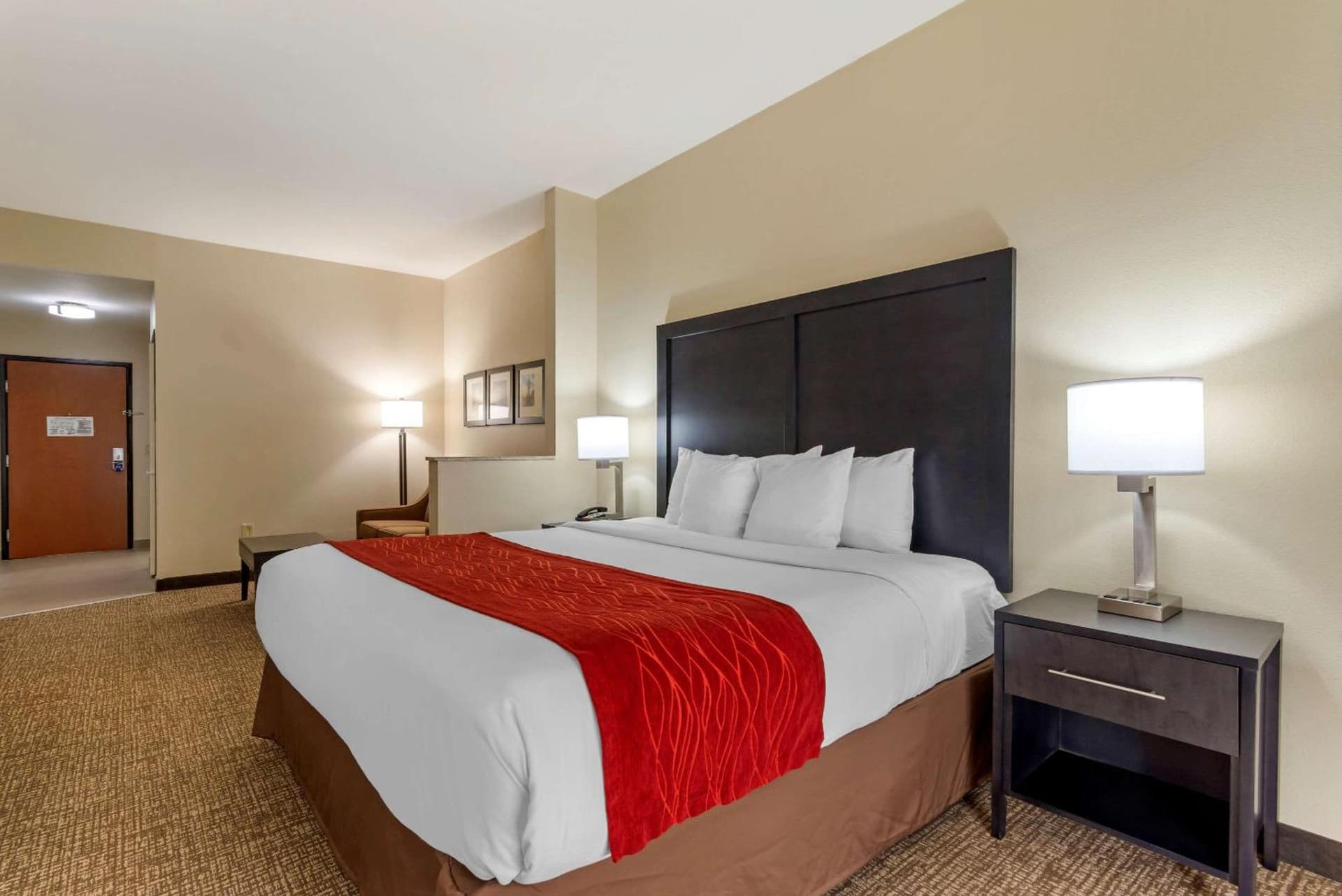 Comfort Inn & Suites Montgomery Eastchase gallery photo in Montgomery, AL — image 8