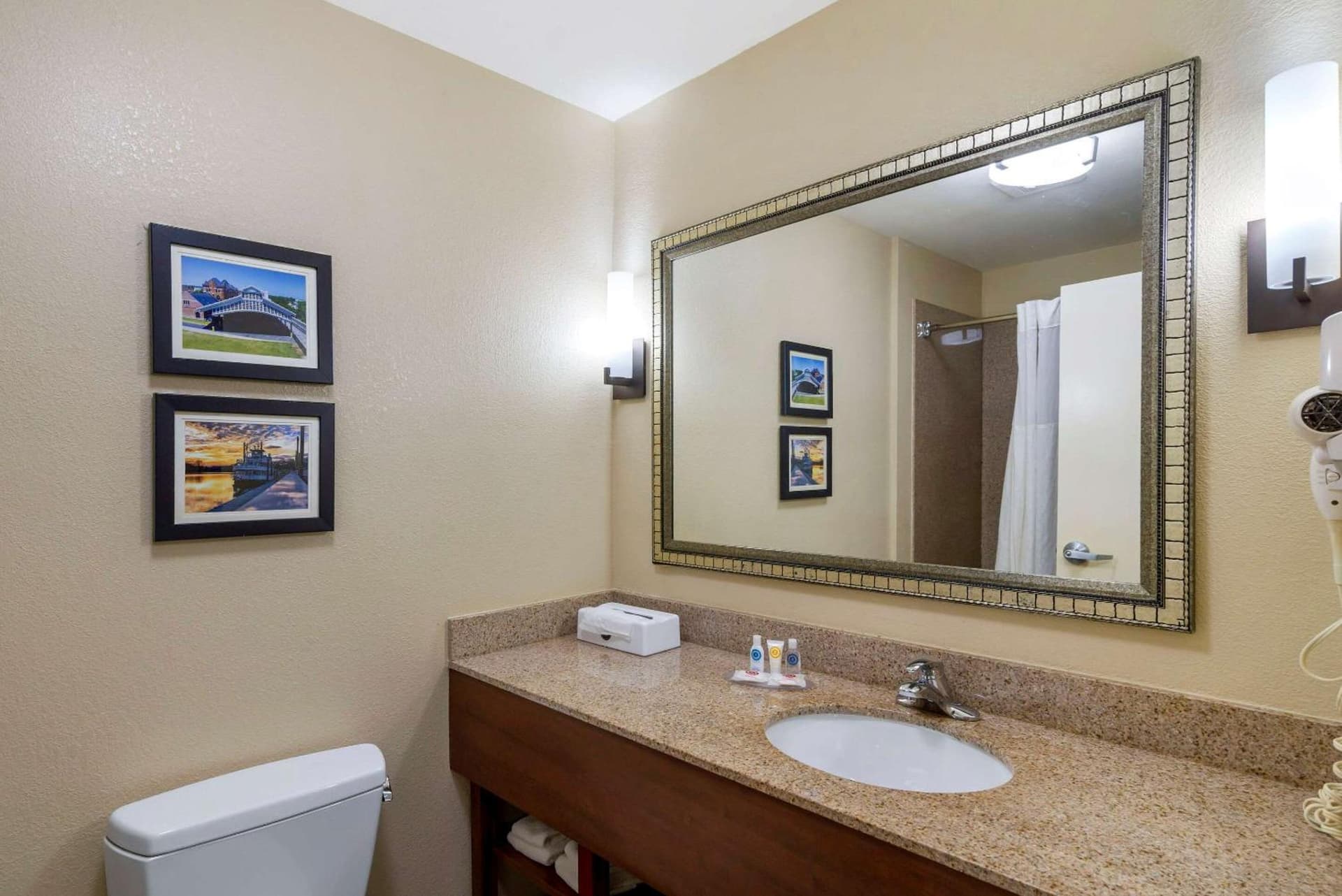 Comfort Inn & Suites Montgomery Eastchase gallery photo in Montgomery, AL — image 21