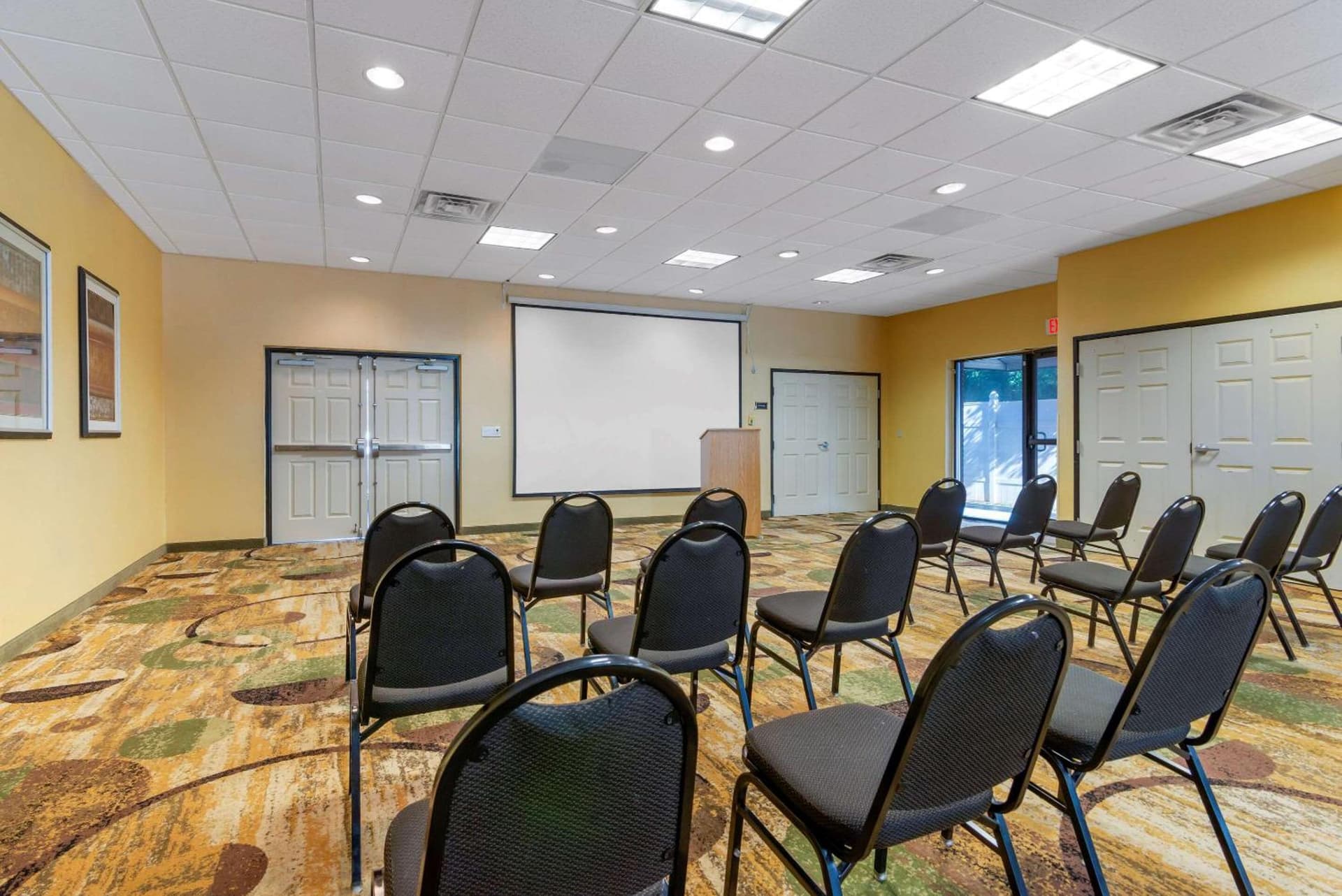 Comfort Inn & Suites Montgomery Eastchase gallery photo in Montgomery, AL — image 15