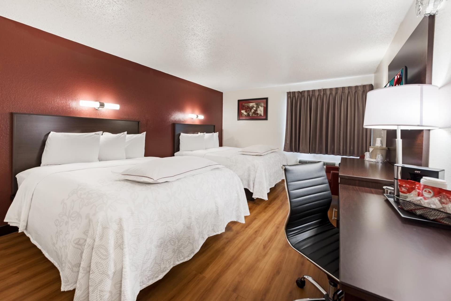 Red Roof Inn PLUS+ Columbus - Worthington gallery photo in Columbus, OH — image 7