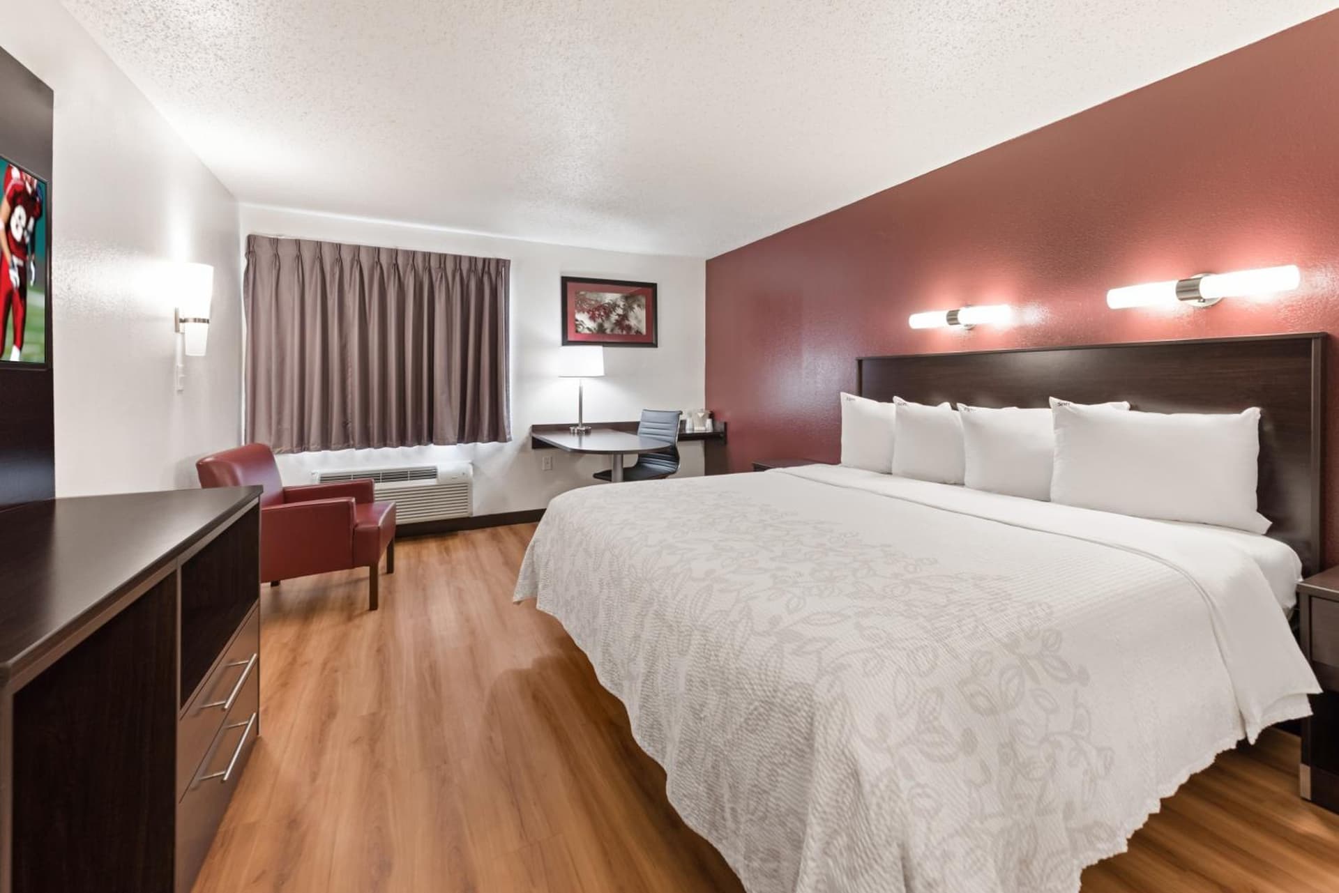 Red Roof Inn PLUS+ Columbus - Worthington gallery photo in Columbus, OH — image 25