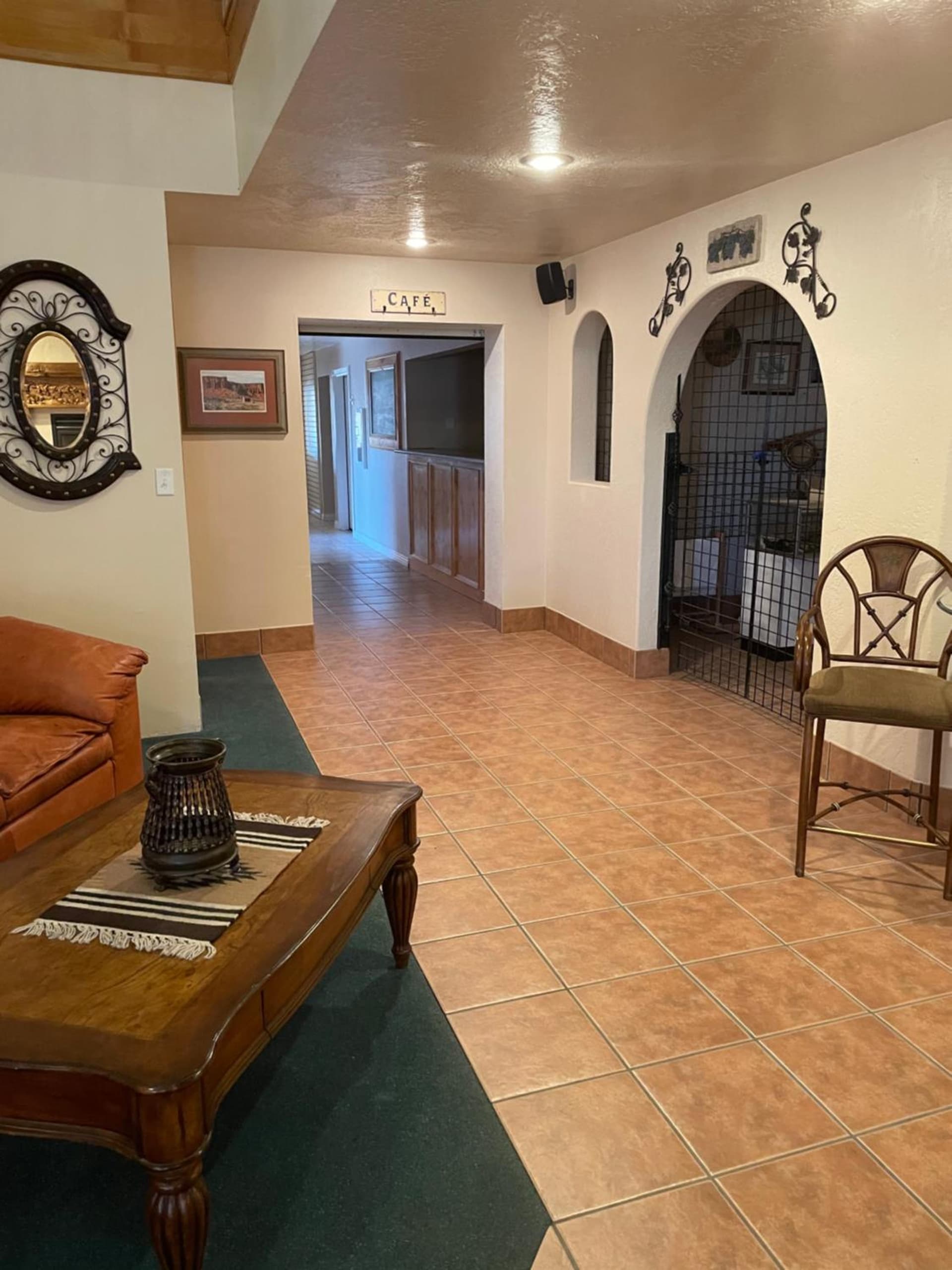 THE SNUGGLE INN property views in Loa, UT — gallery photo 3