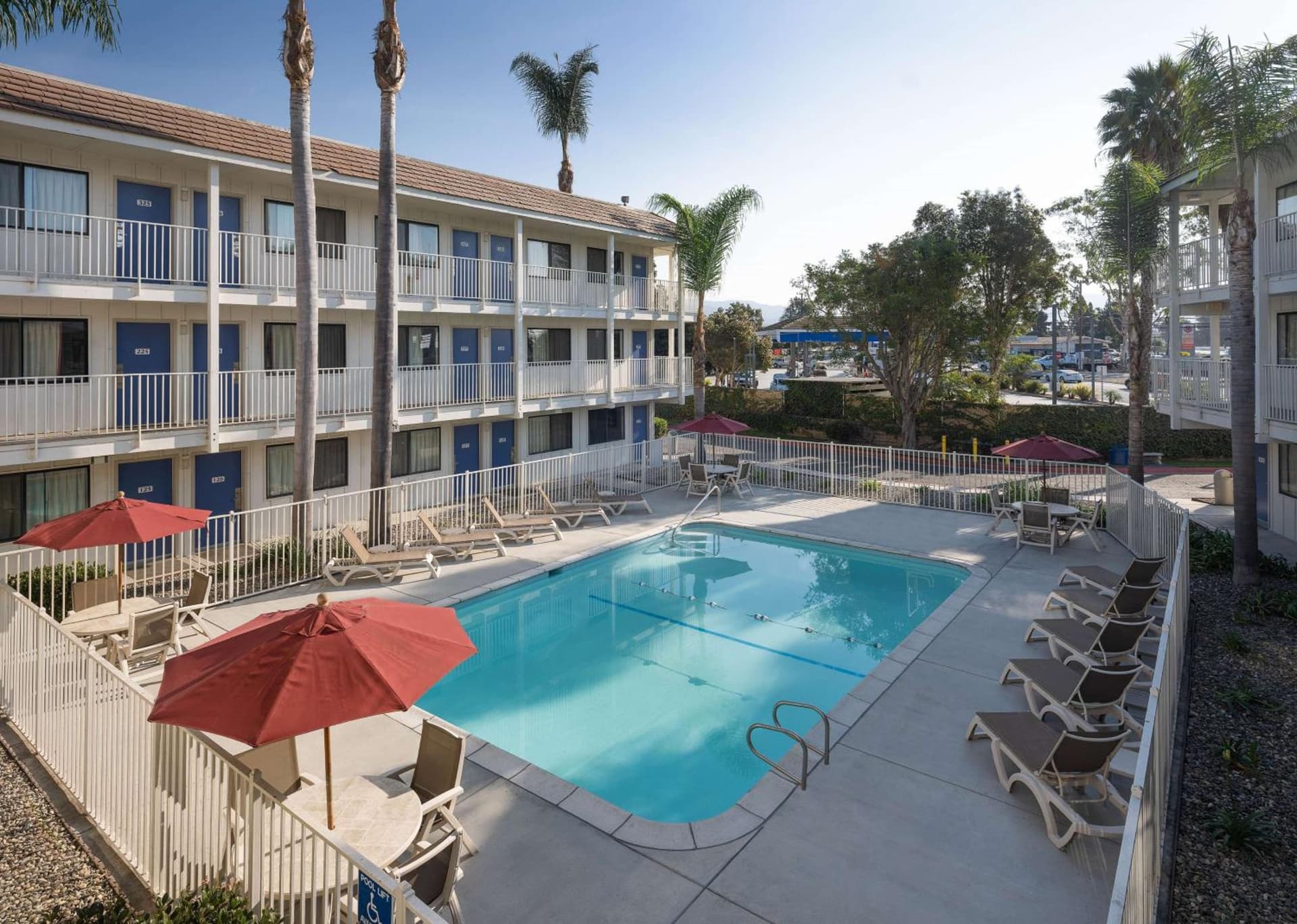 Motel 6-Carpinteria, CA - Santa Barbara - North interior in Carpinteria, CA — gallery photo 2