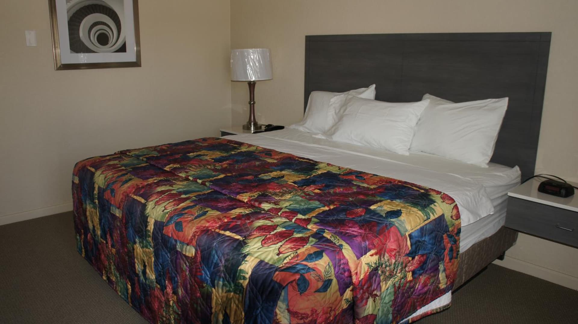 Apple Valley Hotel & Lodge gallery photo in Apple Valley, CA — image 11