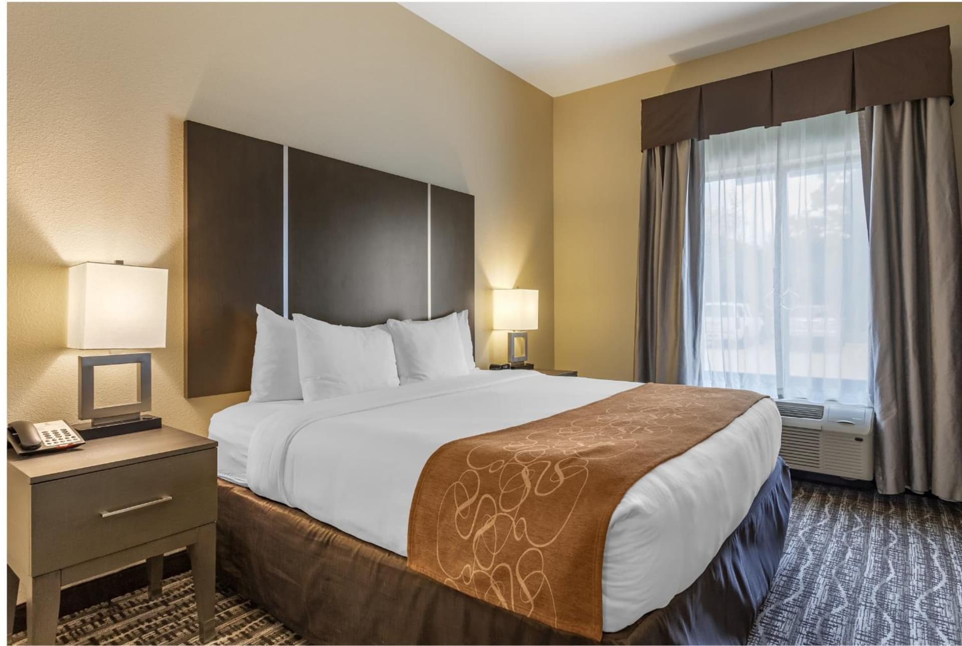 Comfort Suites Near Sam Houston Race Park gallery photo in Houston, TX — image 14