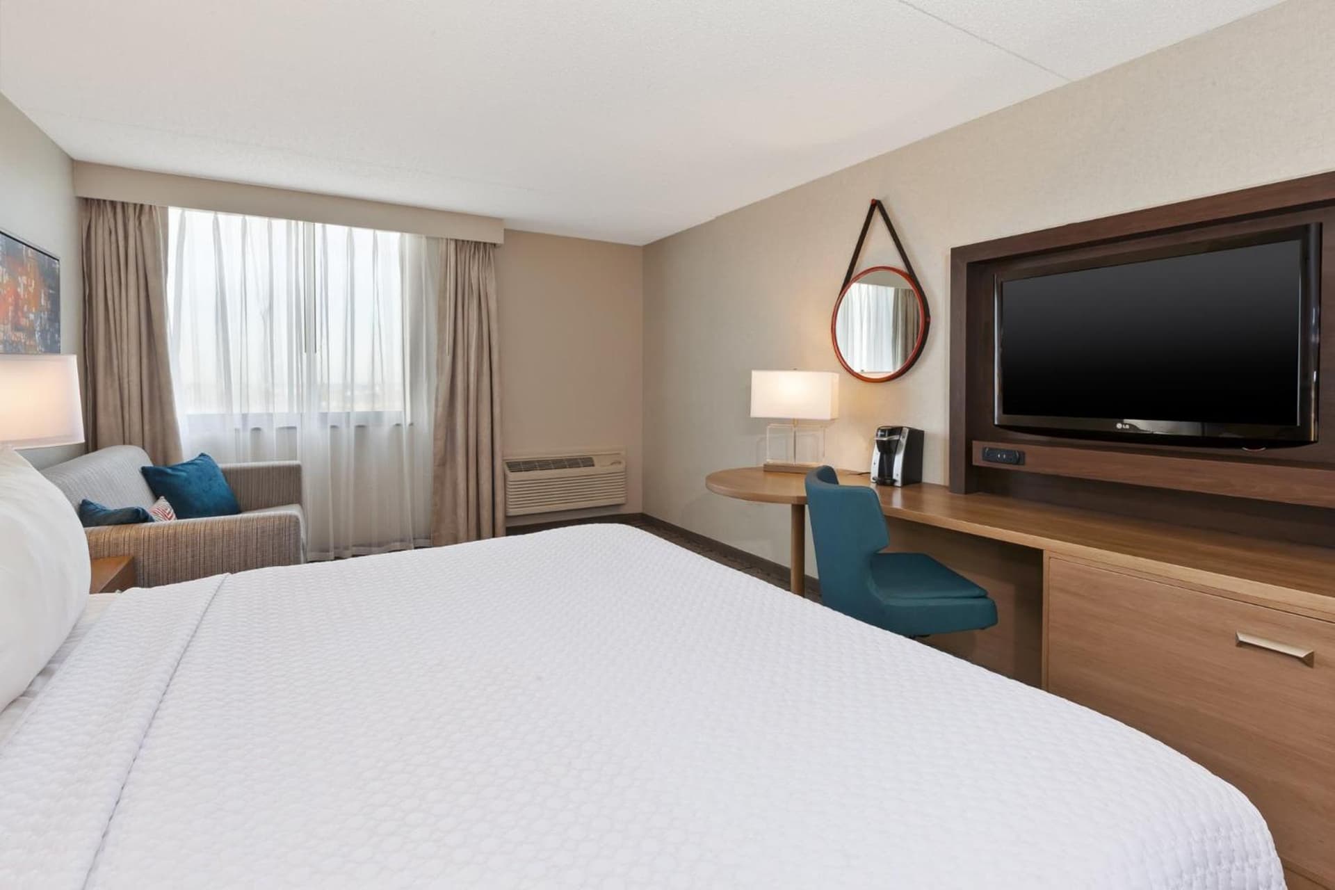 Crowne Plaza Columbus North - Worthington by IHG gallery photo in Columbus, OH — image 45