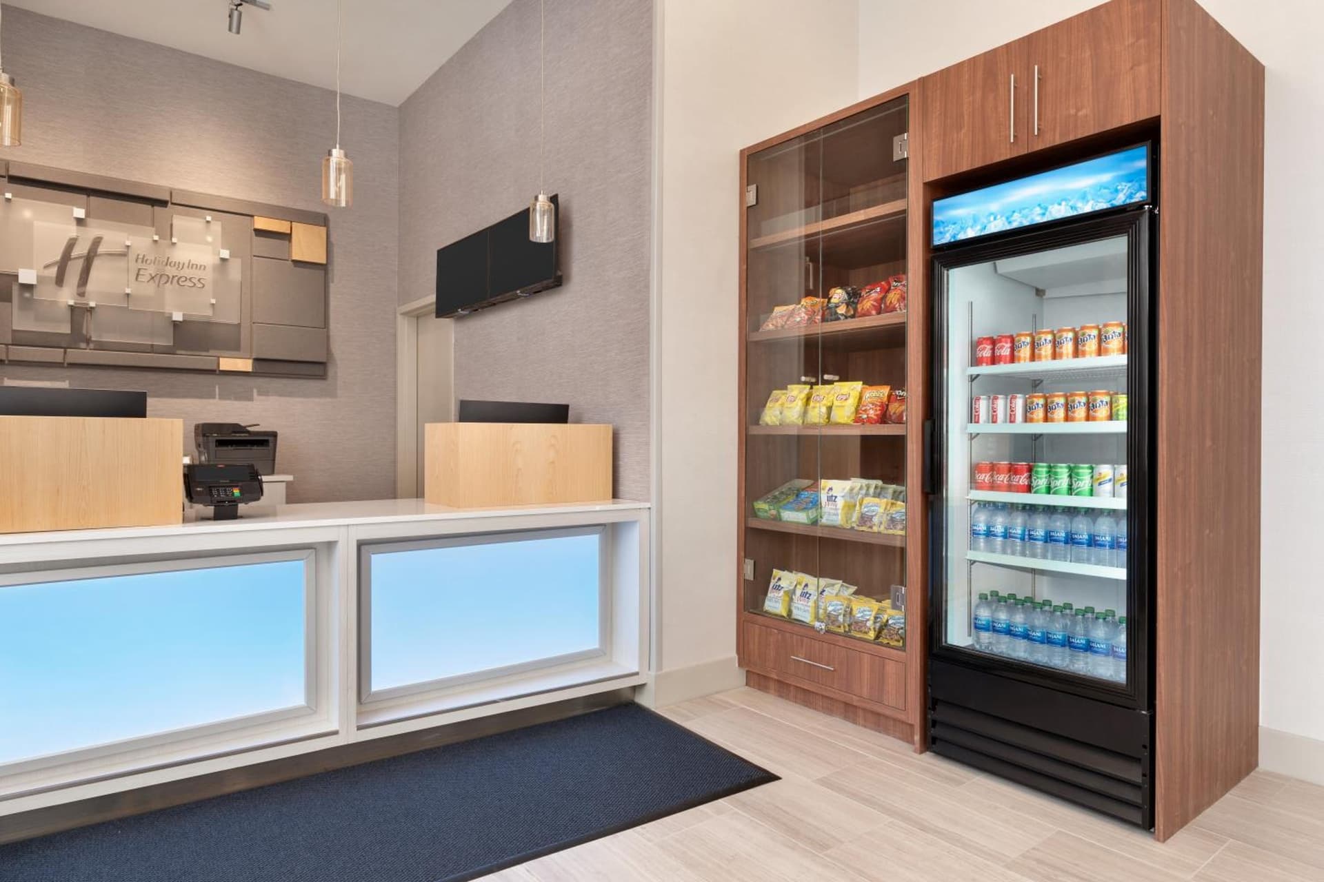 Holiday Inn Express - Jamaica - JFK AirTrain - NYC by IHG property views in Queens, NY — gallery photo 3