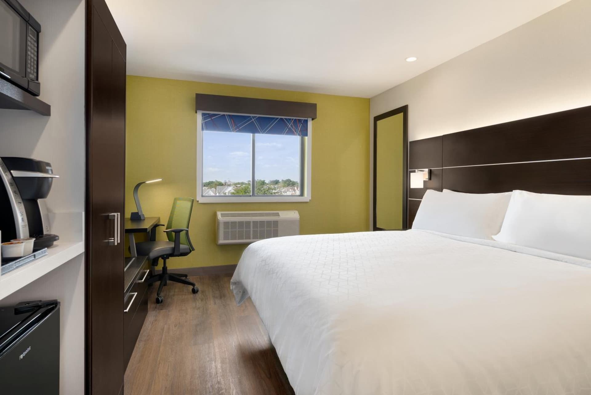 Holiday Inn Express - Jamaica - JFK AirTrain - NYC by IHG gallery photo in Queens, NY — image 23