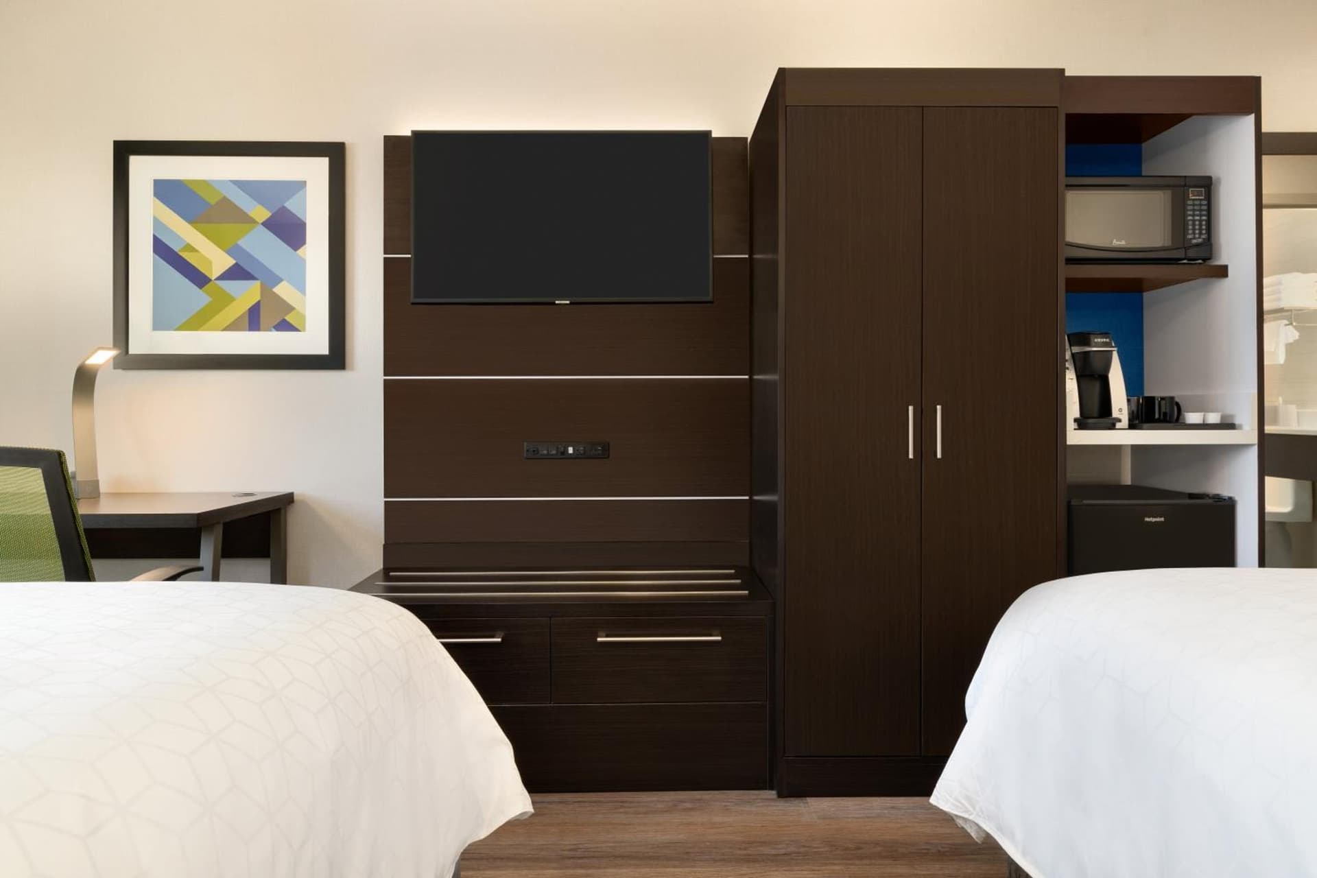 Holiday Inn Express - Jamaica - JFK AirTrain - NYC by IHG gallery photo in Queens, NY — image 28