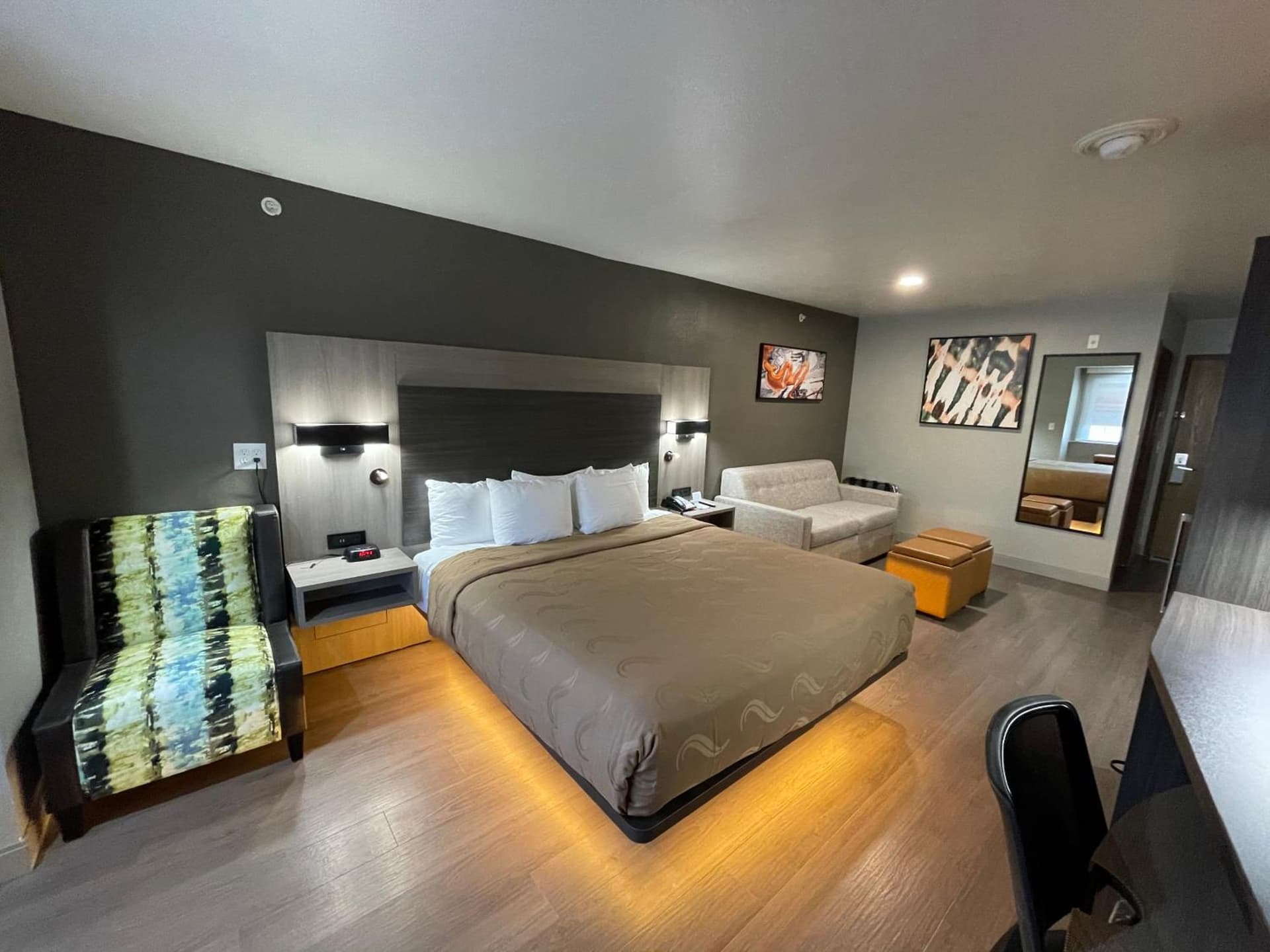 Quality Inn & Suites North Mesquite I-30 gallery photo in Mesquite, TX — image 8