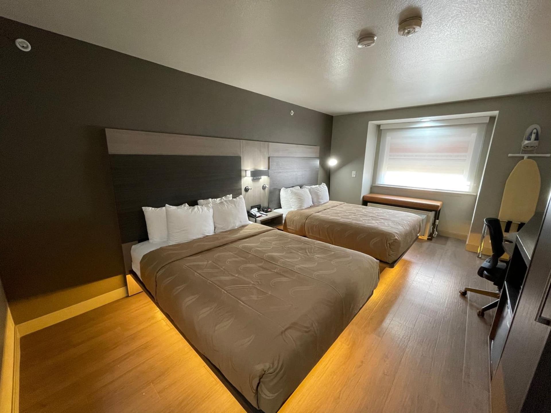 Quality Inn & Suites North Mesquite I-30 gallery photo in Mesquite, TX — image 17