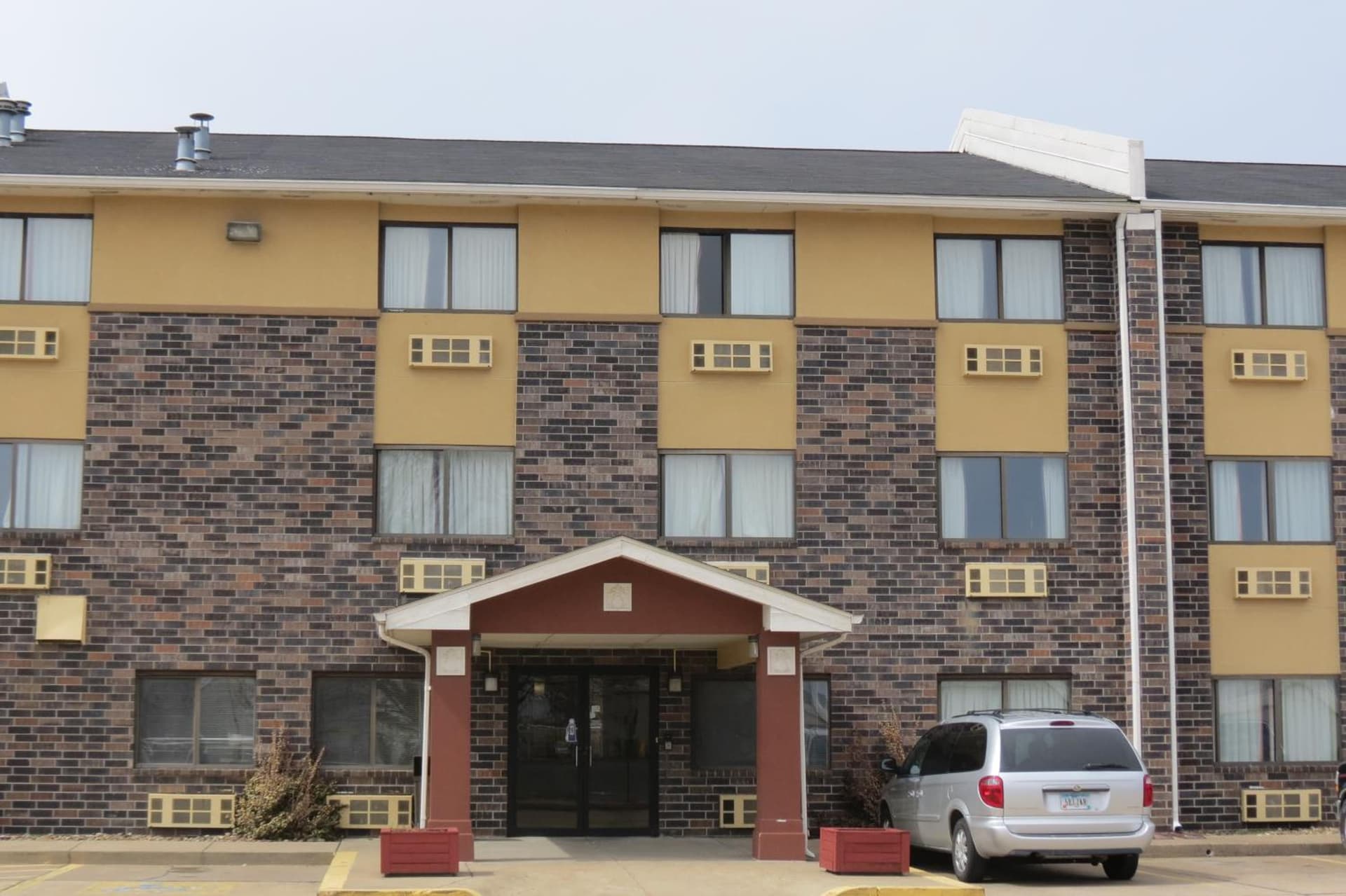 Super 8 by Wyndham Evansville East gallery photo in Evansville, IN — image 15