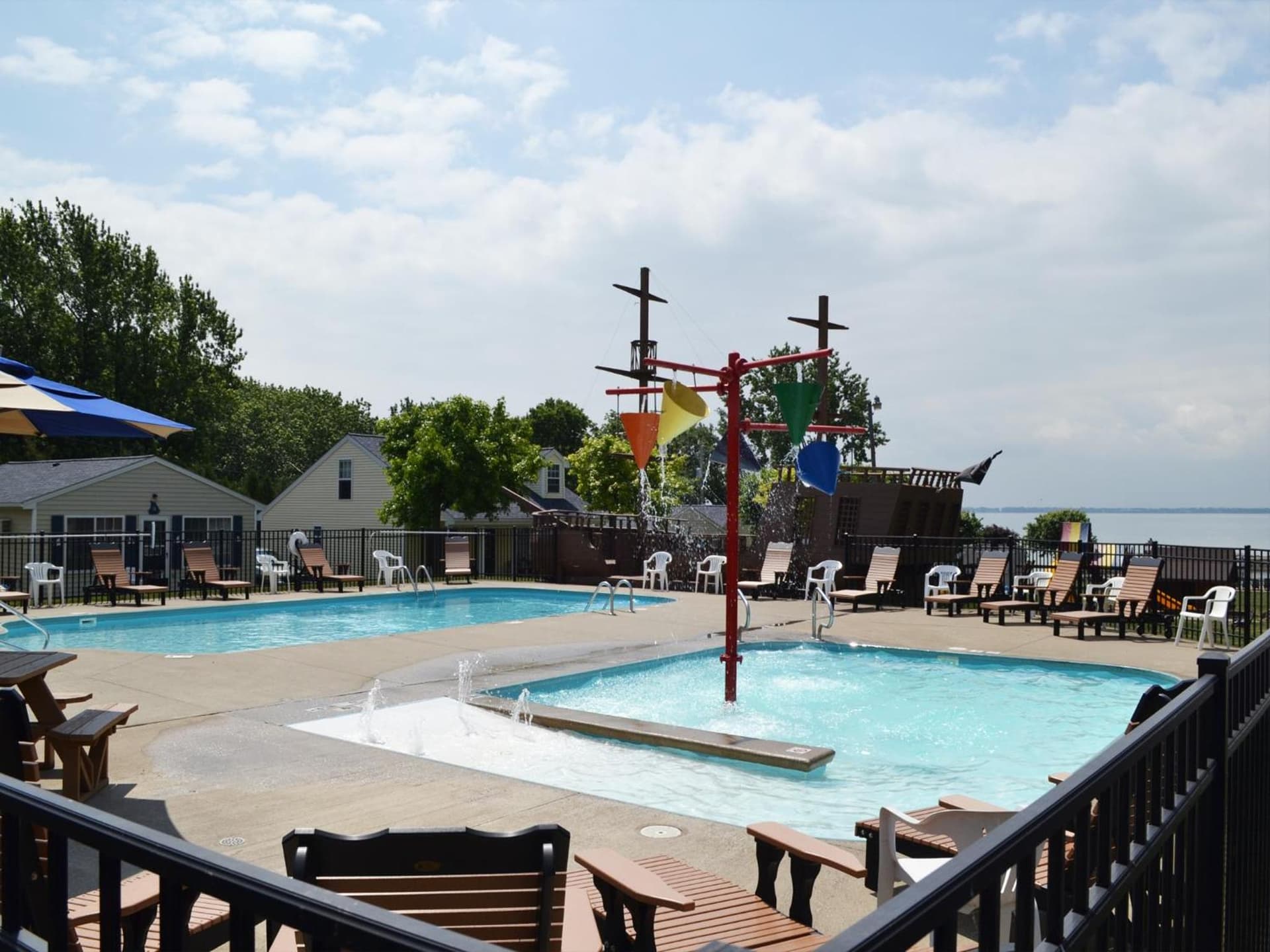 South Beach Resort Hotel gallery photo in Marblehead, OH — image 17