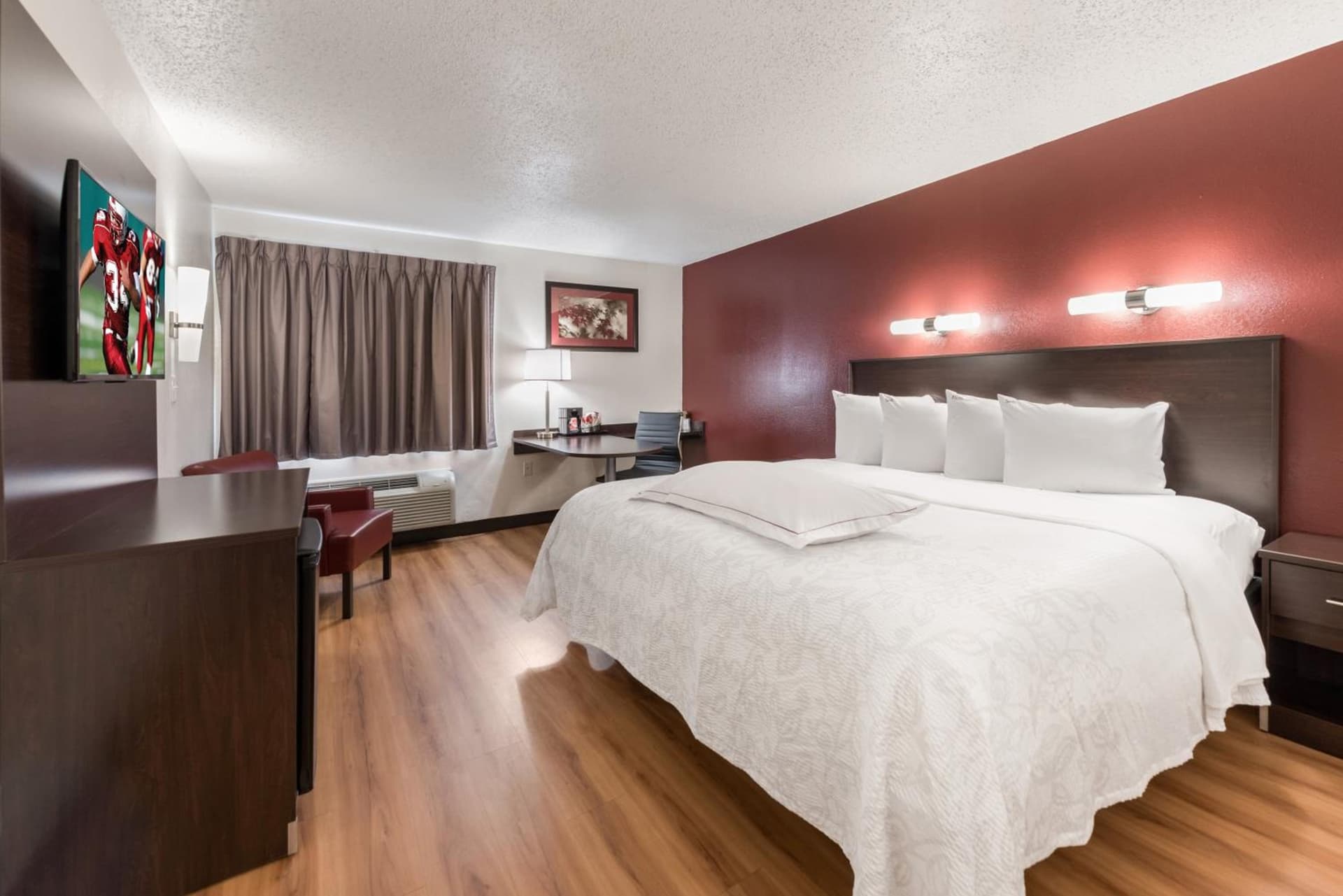 Red Roof Inn PLUS+ Columbus - Worthington gallery photo in Columbus, OH — image 31