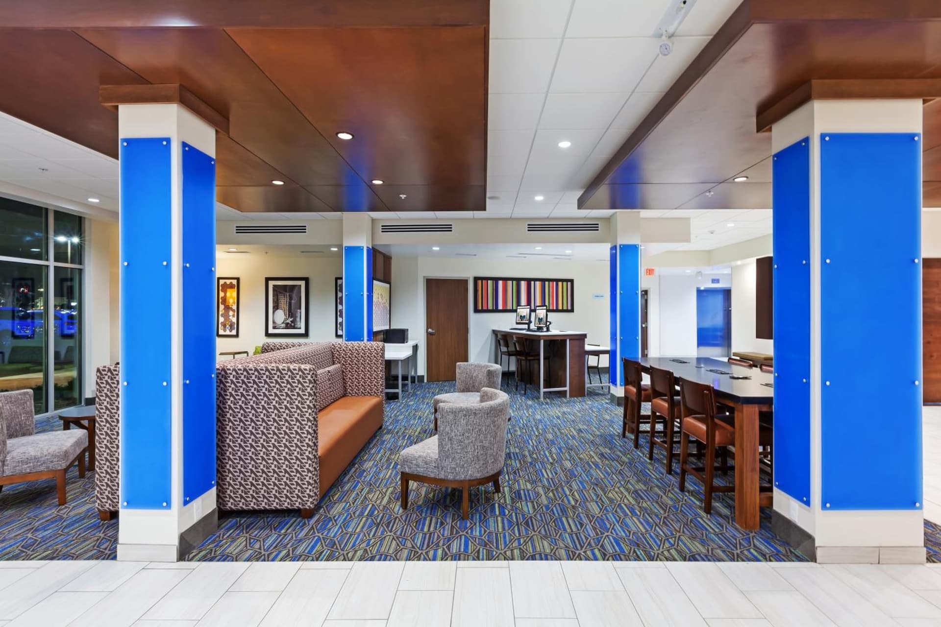Holiday Inn Express & Suites Tulsa South - Woodland Hills by IHG gallery photo in Tulsa, OK — image 44
