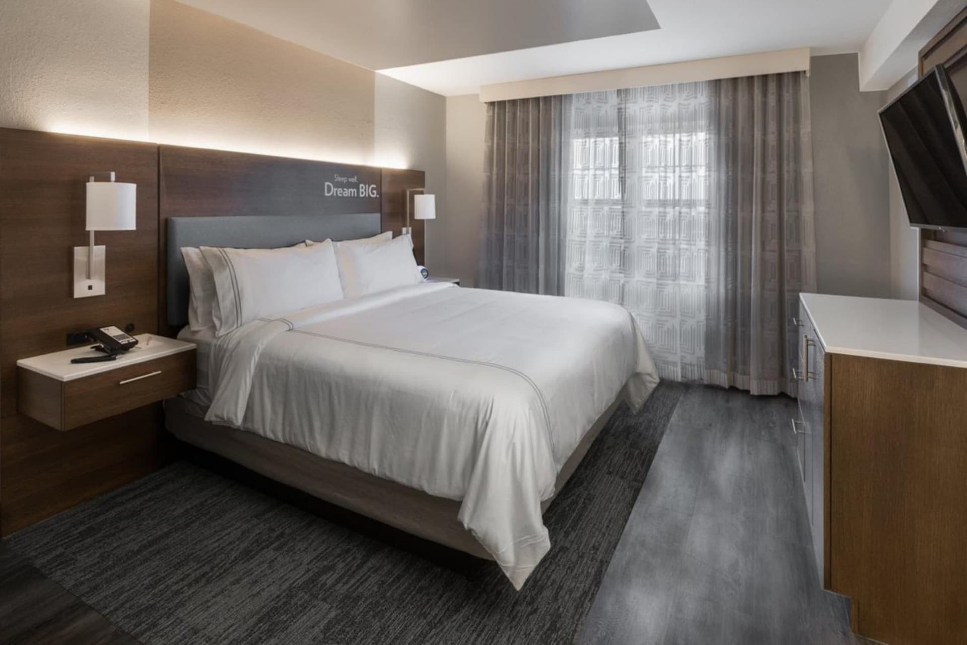 EVEN Hotel Chicago - Tinley Park - Convention Center by IHG gallery photo in Tinley Park, IL — image 50
