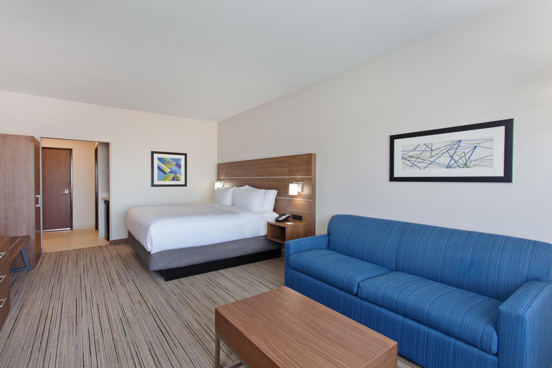 Holiday Inn Express & Suites - Moses Lake by IHG interior in Moses Lake, WA — gallery photo 2