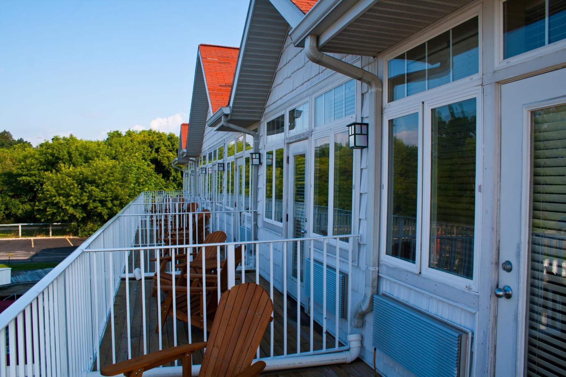 Weathervane Inn gallery photo in Montague, MI — image 82