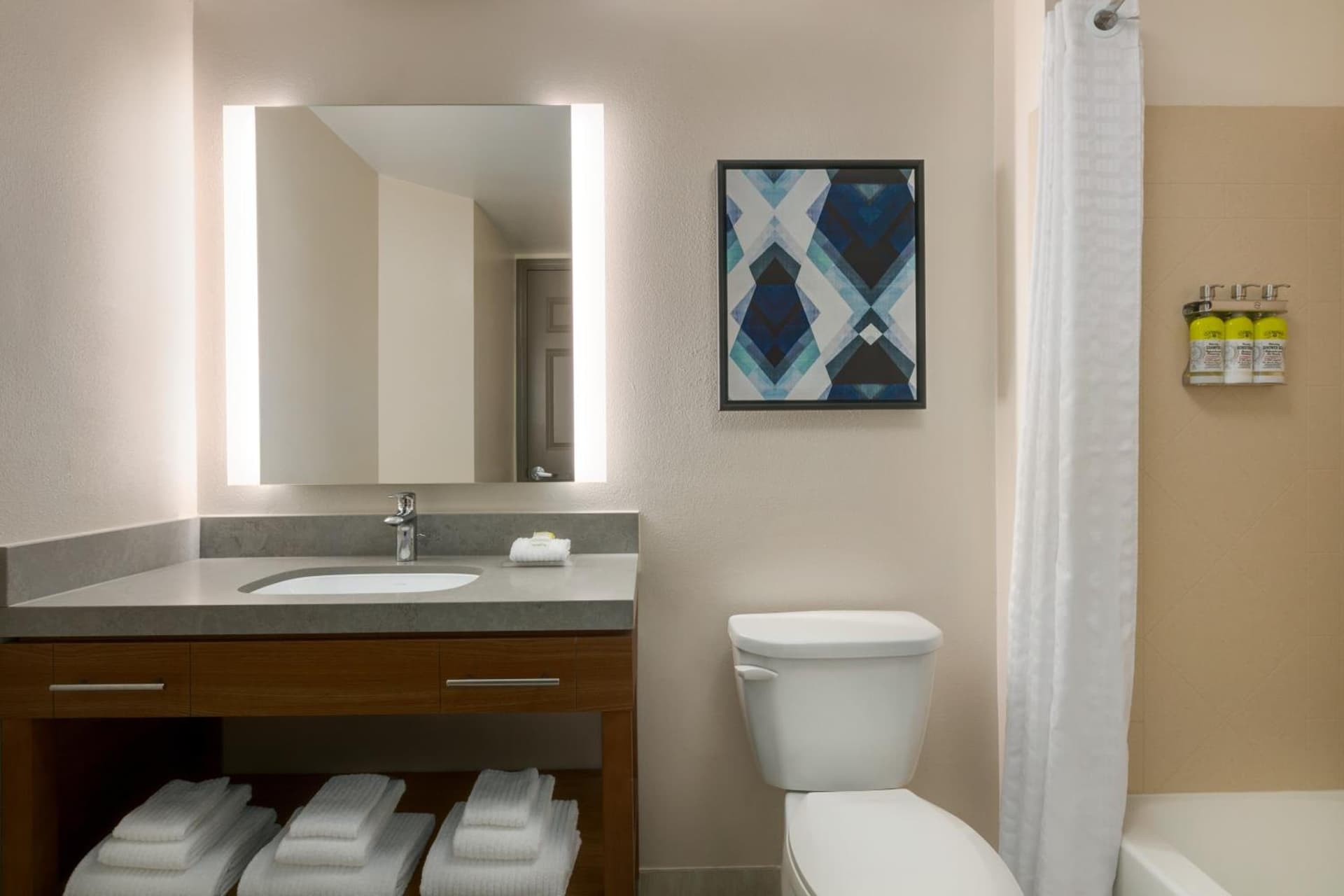 Candlewood Suites Fayetteville Fort Bragg by IHG gallery photo in Fayetteville, NC — image 38