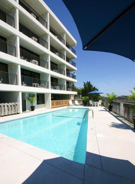 Harbor Inn interior in Wrightsville Beach, NC — gallery photo 2