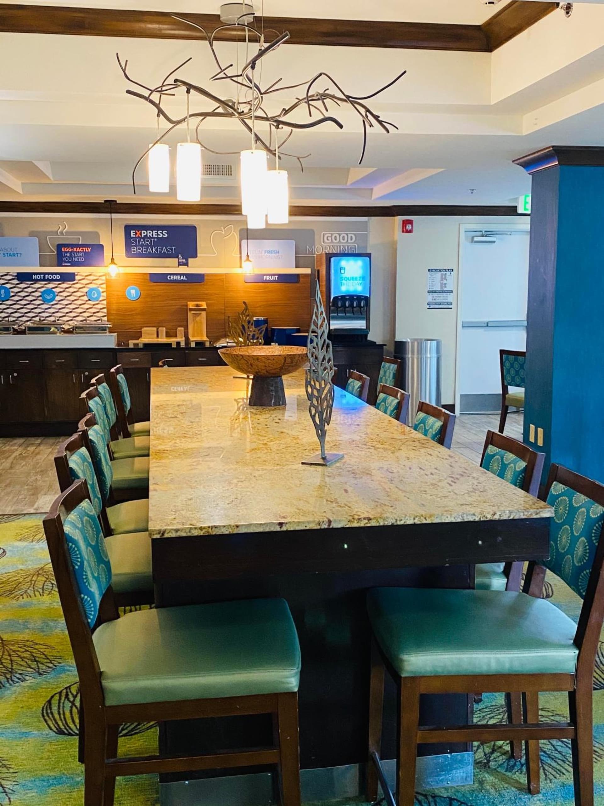 Holiday Inn Express Fresno River Park Highway 41 by IHG gallery photo in Fresno, CA — image 14