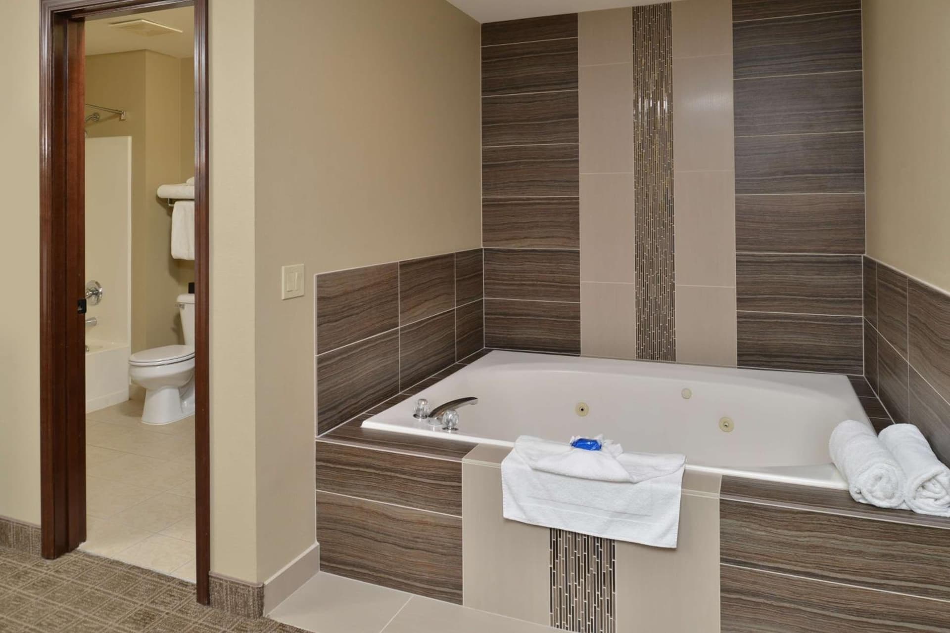 Best Western Plus Kennewick Inn gallery photo in Kennewick, WA — image 34