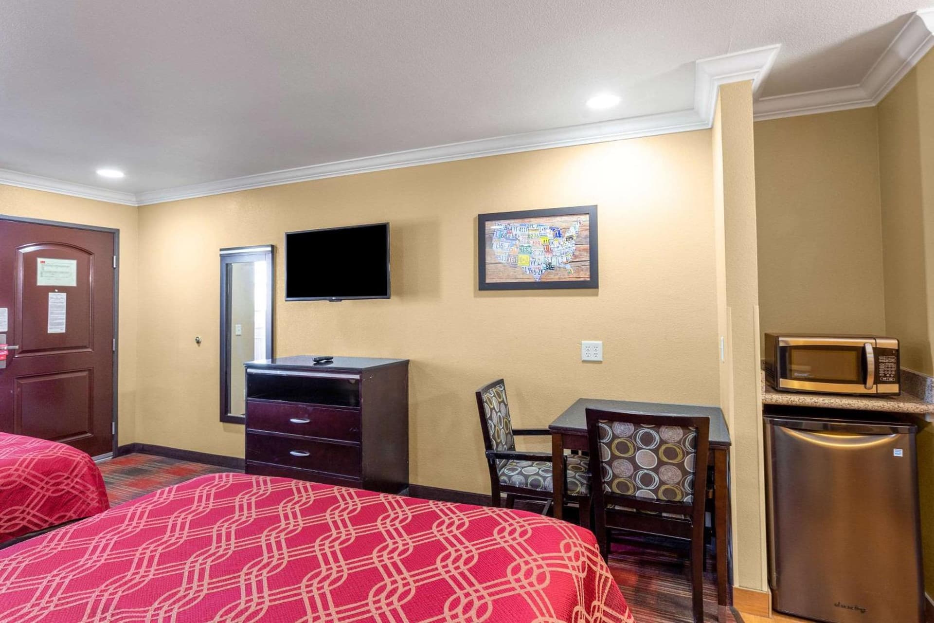 Econo Lodge Inn & Suites Escondido Downtown gallery photo in Escondido, CA — image 5