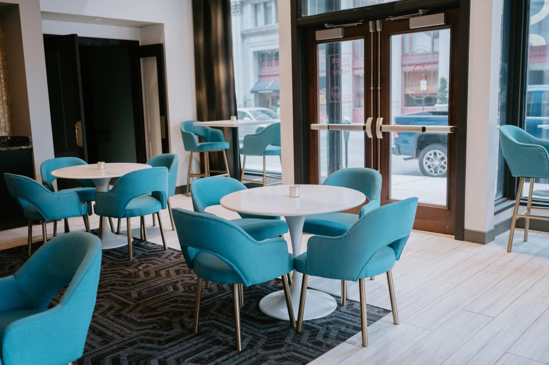 Hotel Indigo - St. Louis - Downtown by IHG interior in Saint Louis, MO — gallery photo 2