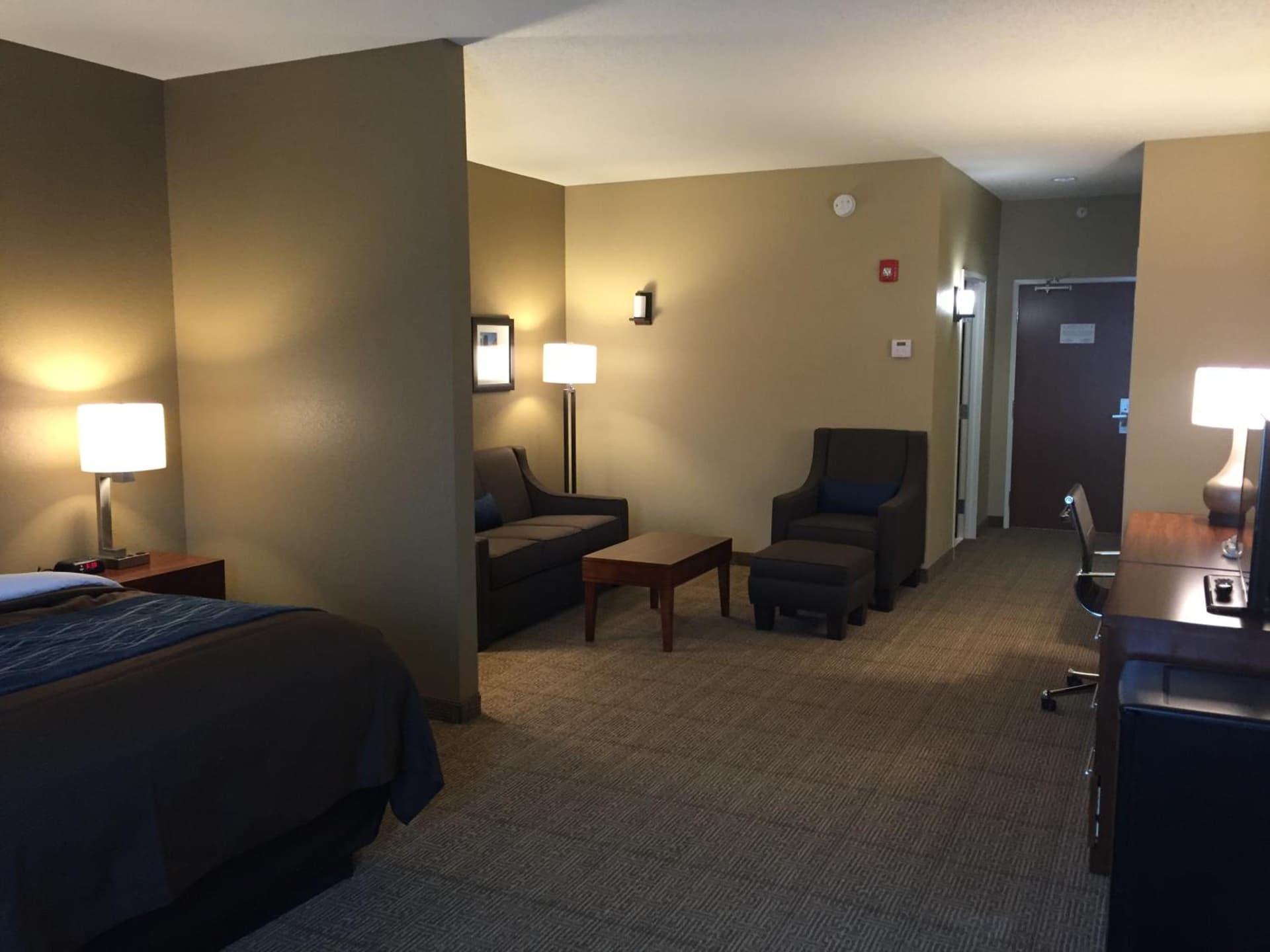 Comfort Inn & Suites Lynchburg Airport - University Area gallery photo in Lynchburg, VA — image 5