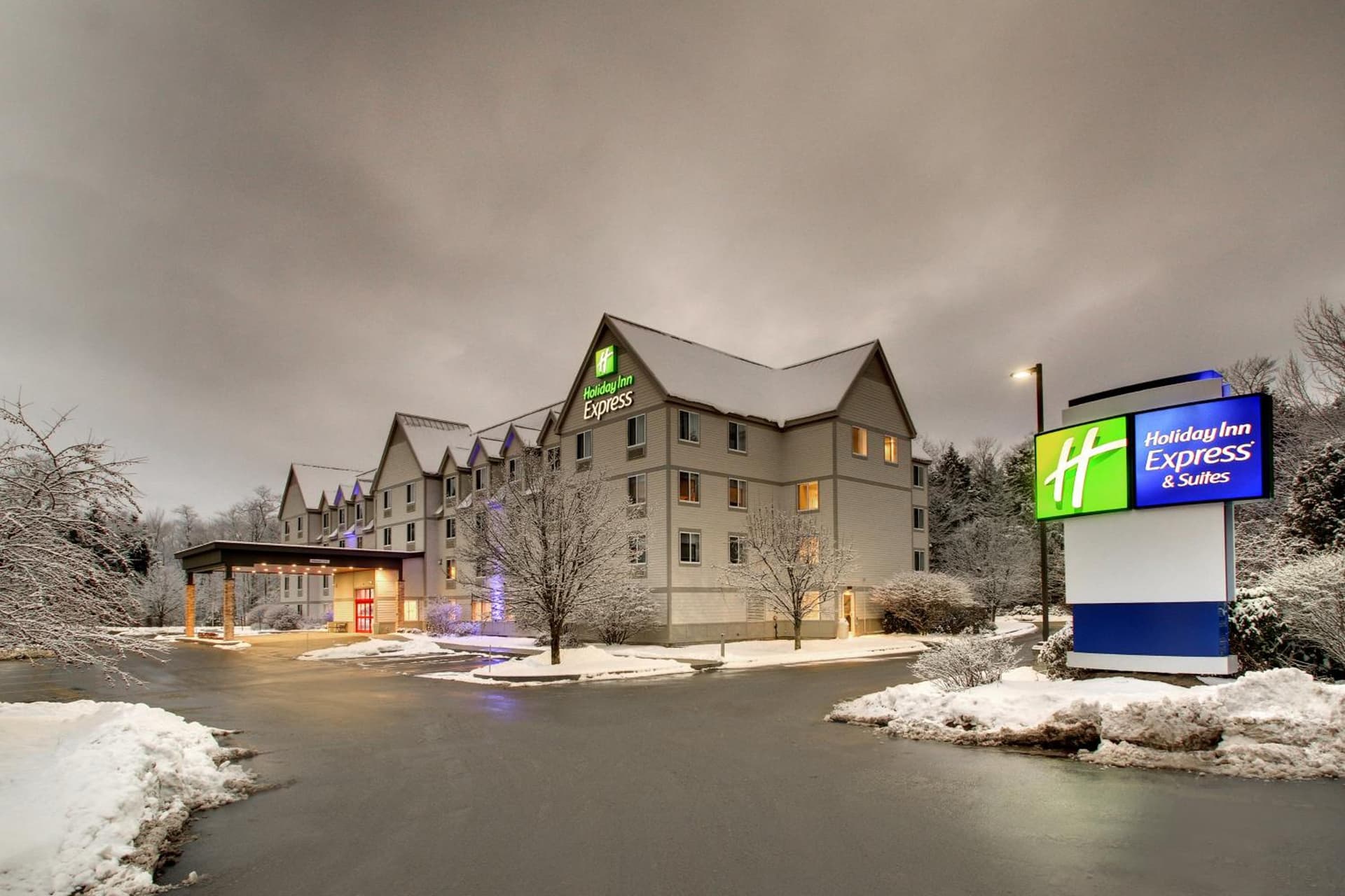 Holiday Inn Express & Suites - Lincoln East - White Mountains by IHG gallery photo in Lincoln — image 54