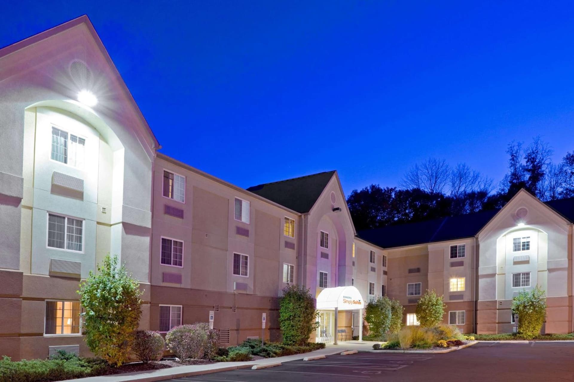 Sonesta Simply Suites Parsippany Morris Plains featured exterior or lobby in Morris Plains, NJ — similar hotel