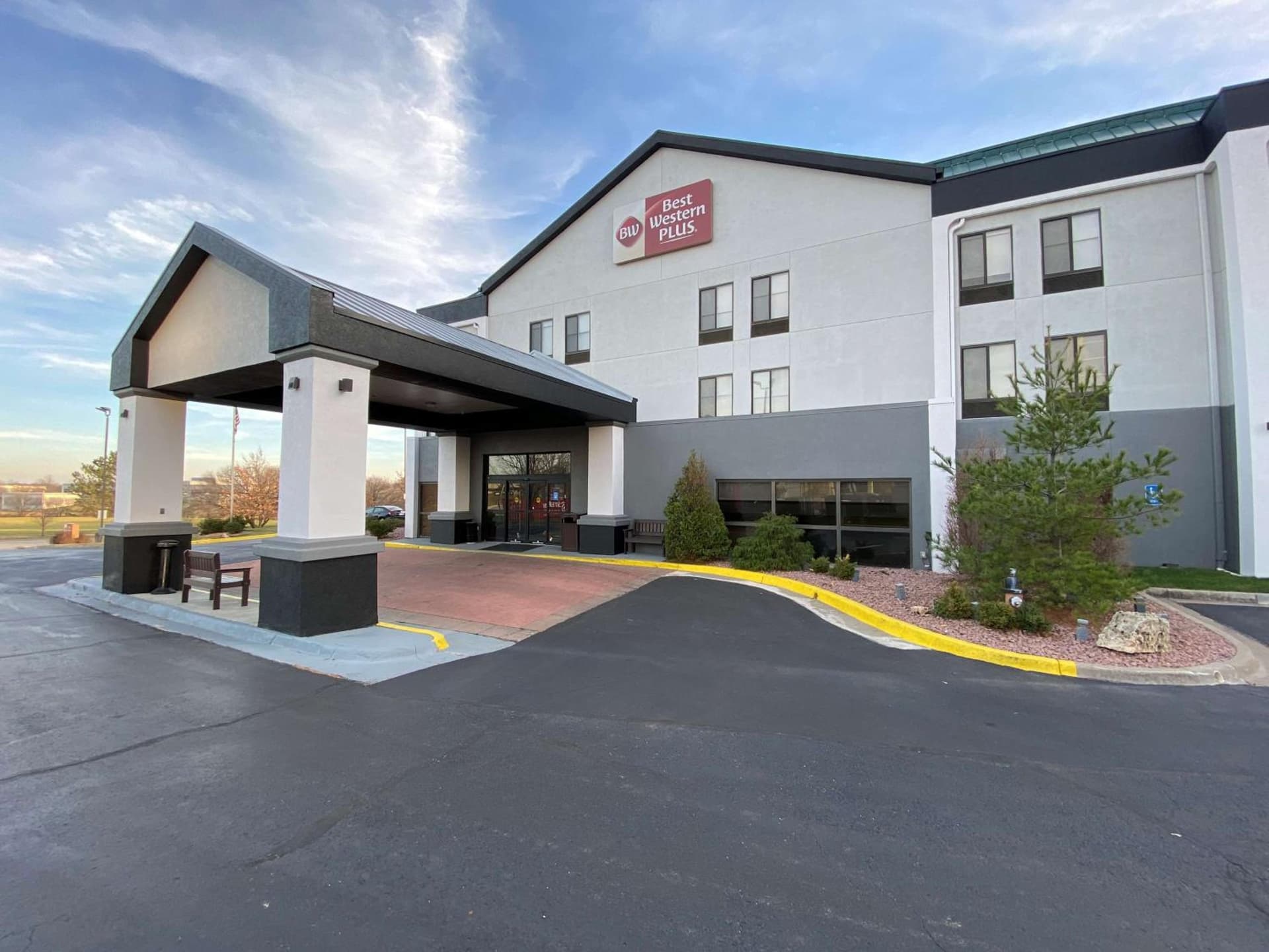 Best Western Plus Kansas City Airport - KCI East gallery photo in Kansas City, KS — image 26