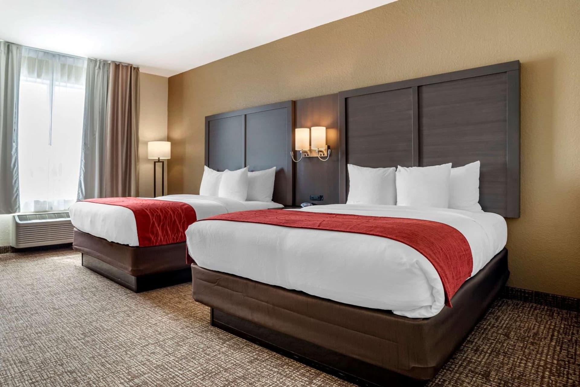 Comfort Inn & Suites Millbrook-Prattville interior in Millbrook, AL — gallery photo 2