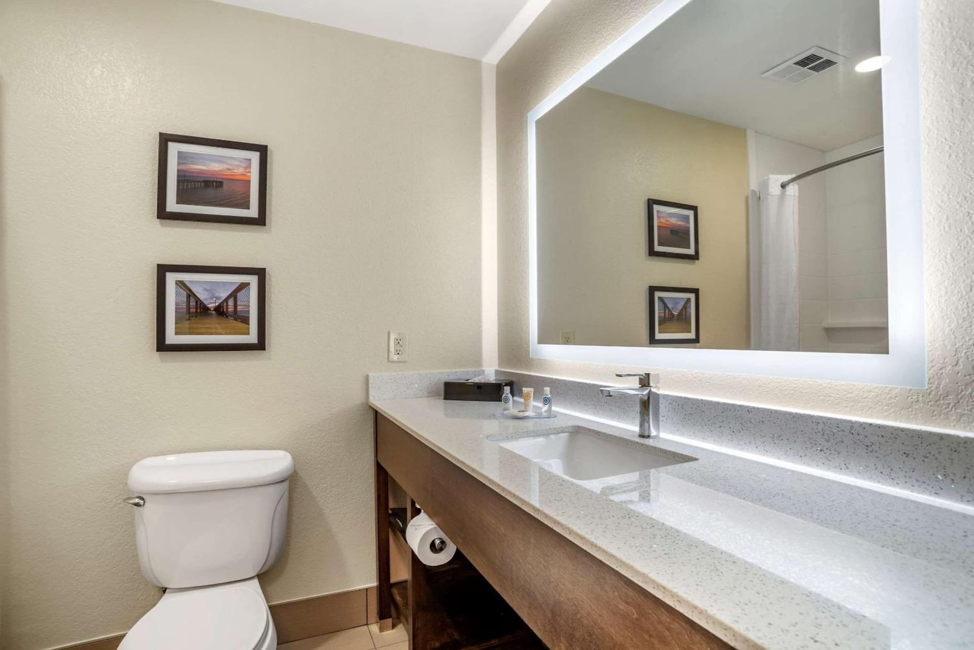 Comfort Inn & Suites Millbrook-Prattville gallery photo in Millbrook, AL — image 24